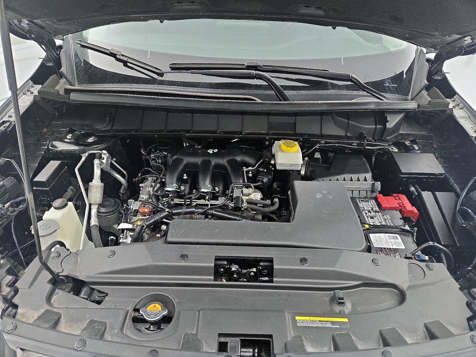 2024 Nissan Pathfinder S - Photo 24