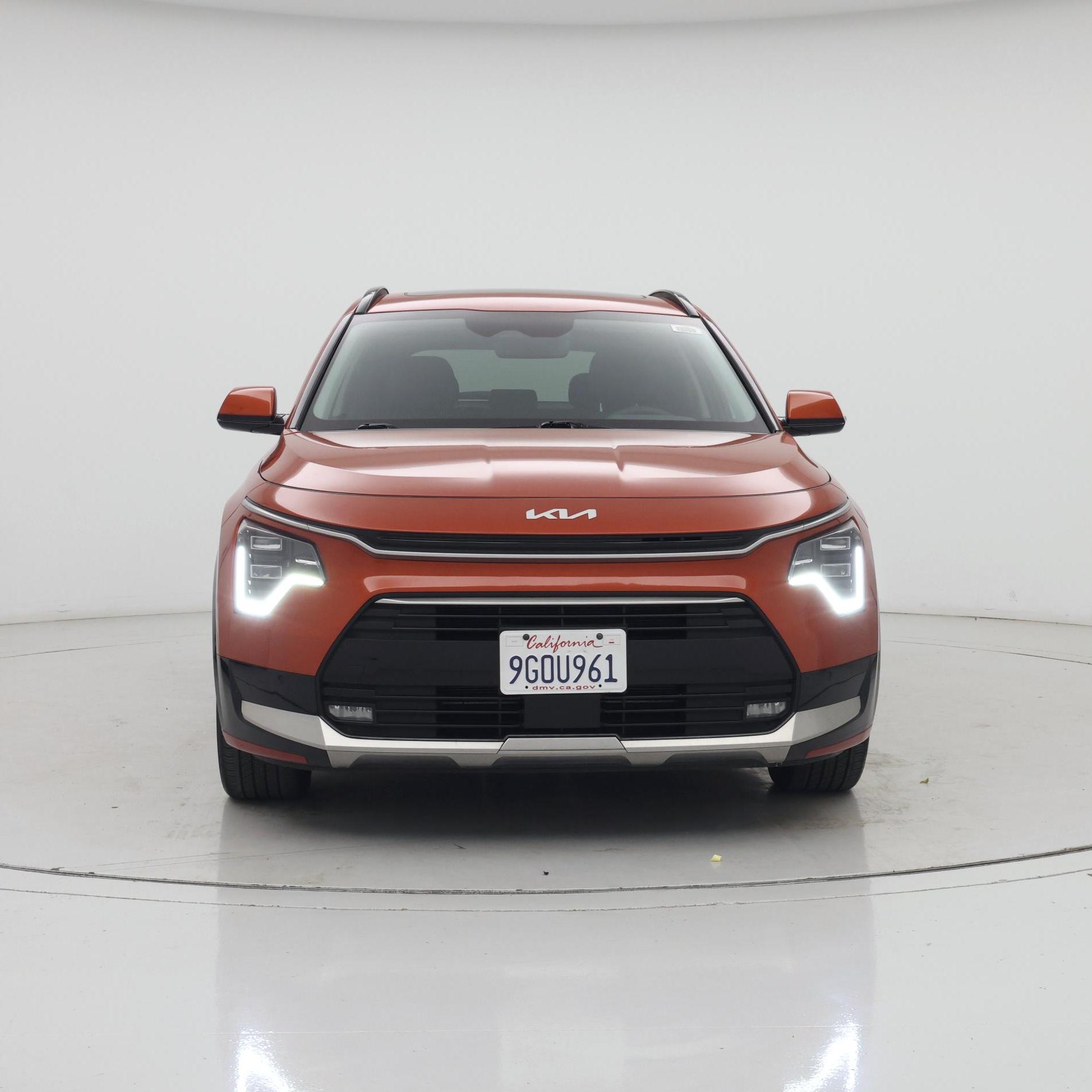 Thumbnail: 2023 Kia Niro - 5