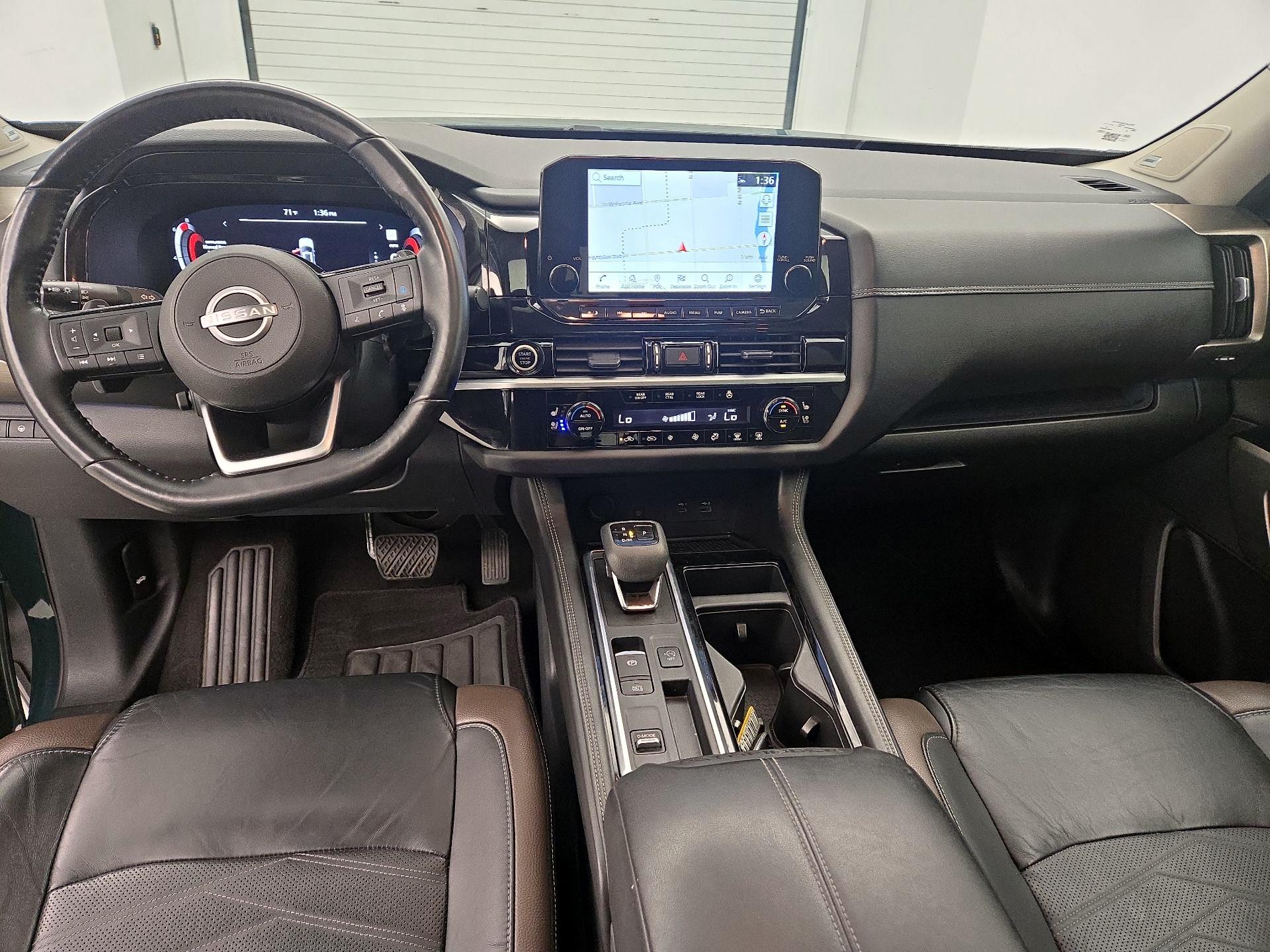 Thumbnail: 2023 Nissan Pathfinder - 9