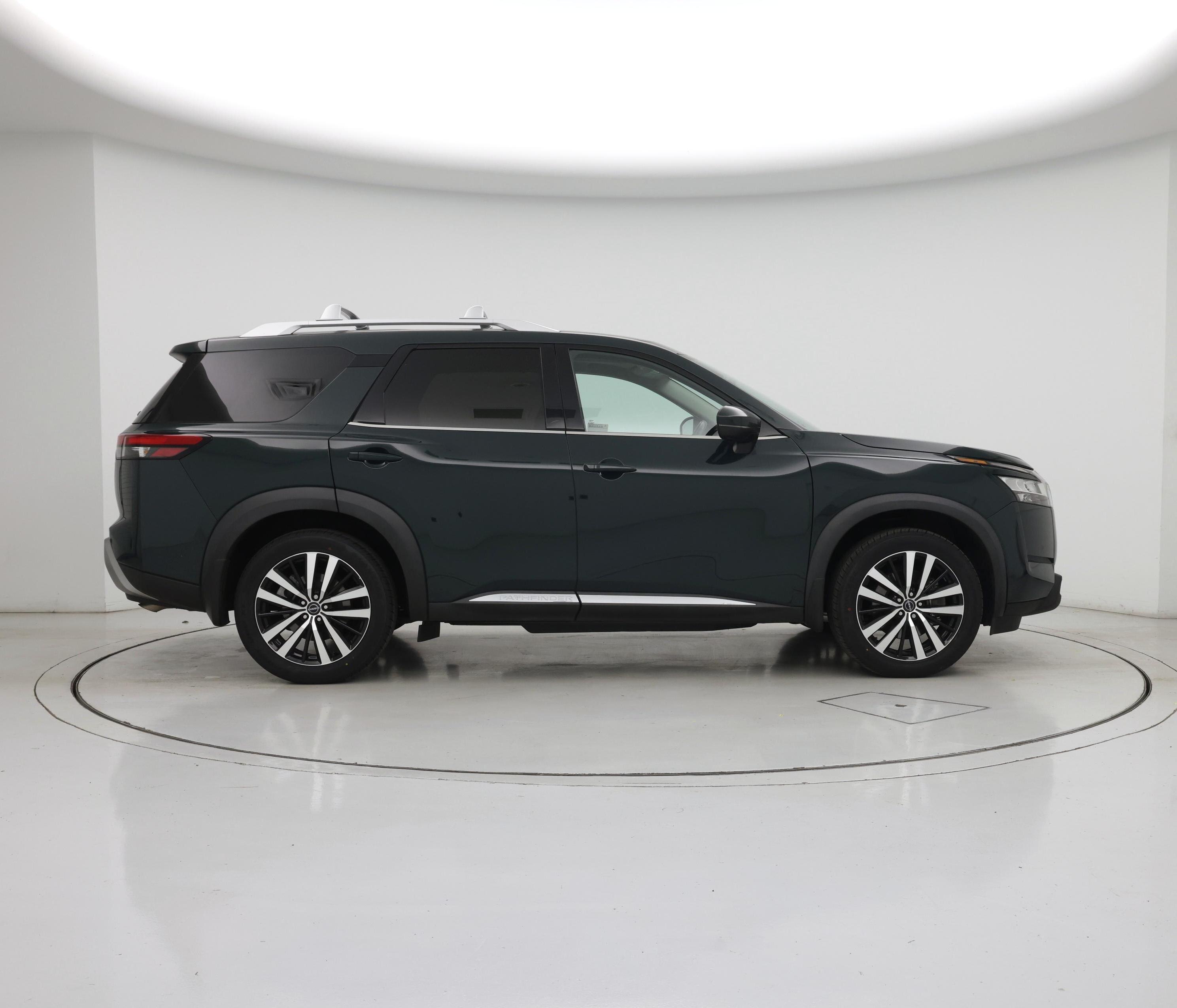 Thumbnail: 2023 Nissan Pathfinder - 7