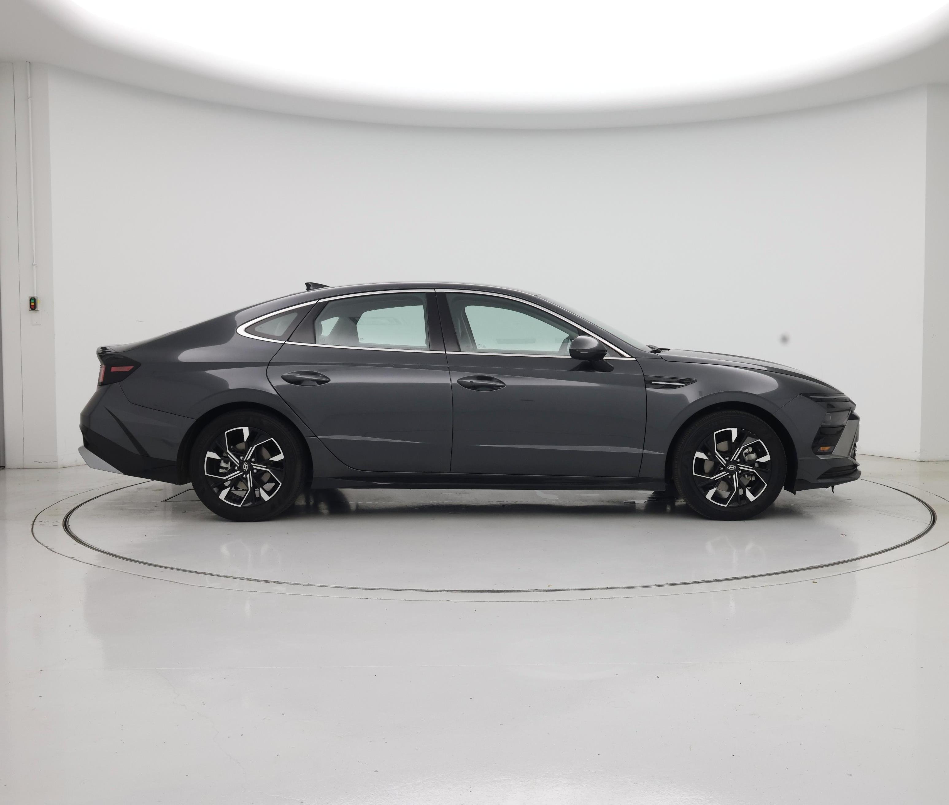 Thumbnail: 2025 Hyundai Sonata - 7