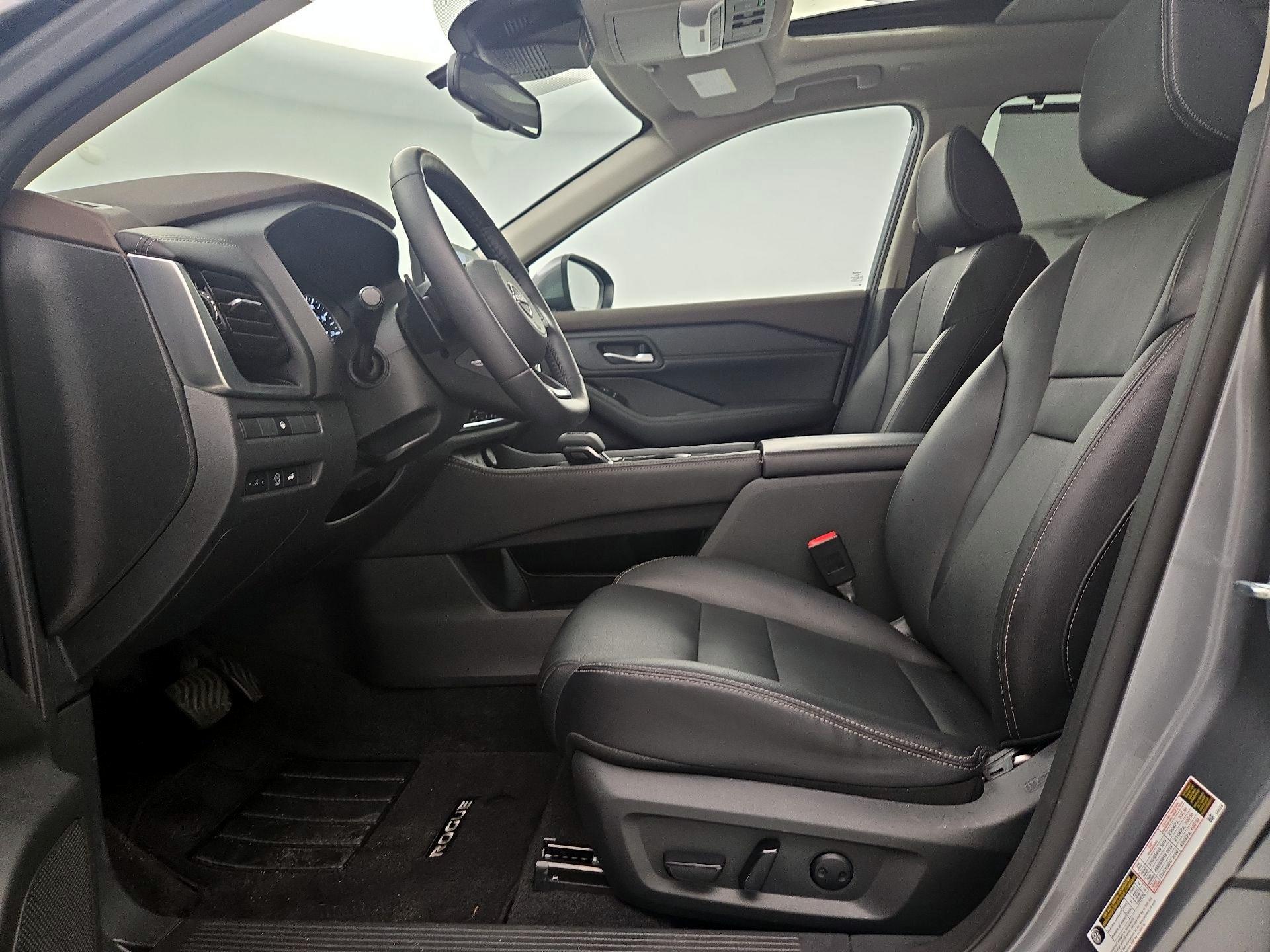 Thumbnail: 2023 Nissan Rogue - 11