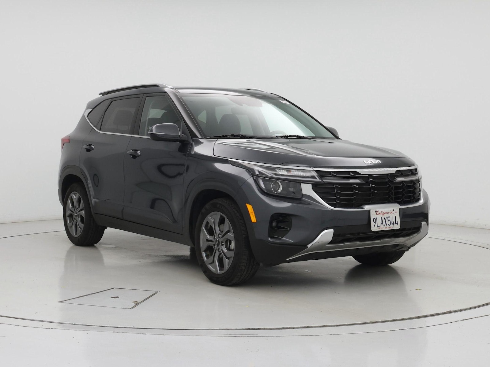 2024 Kia Seltos S - Photo 2