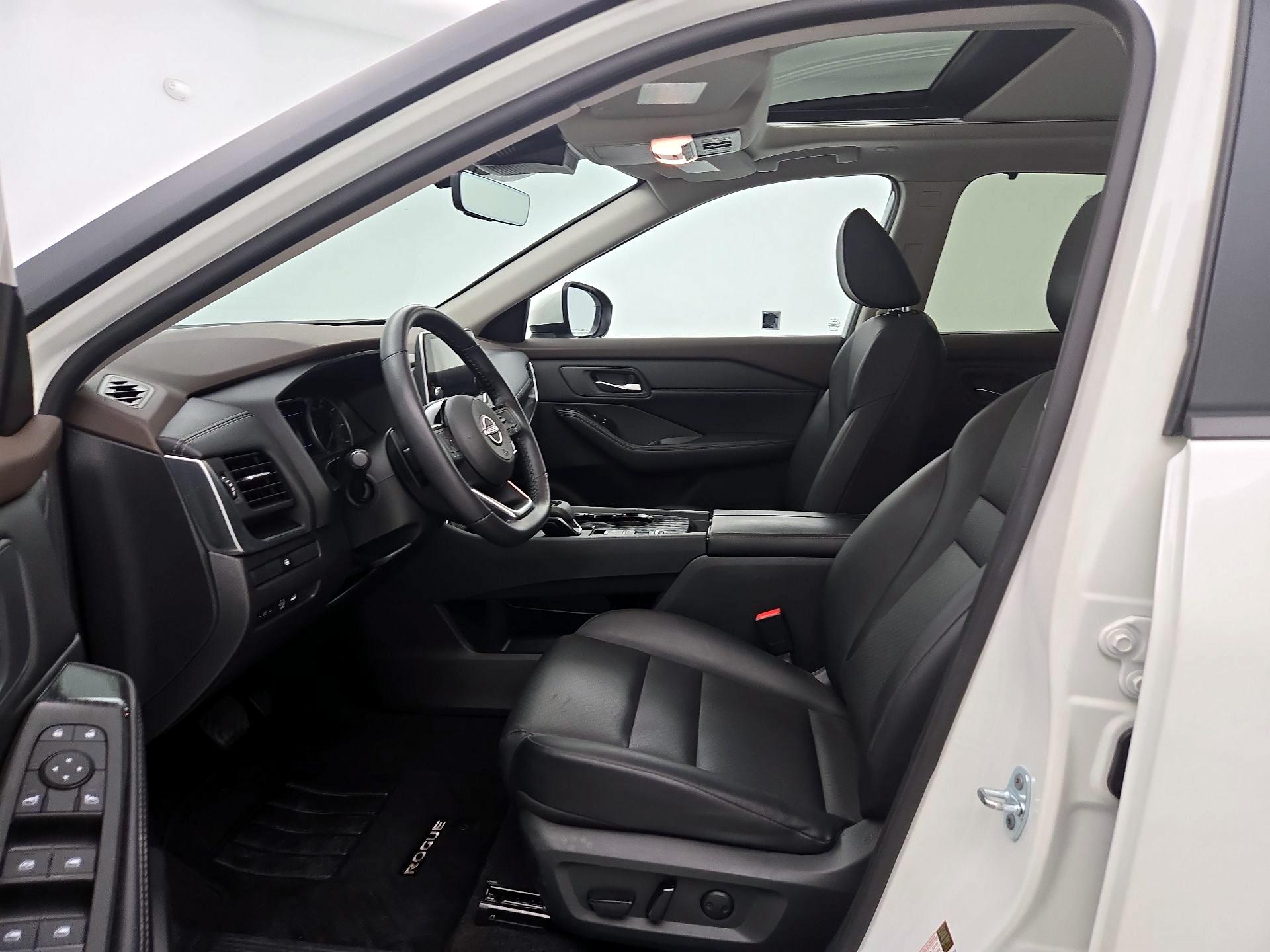 Thumbnail: 2023 Nissan Rogue - 11