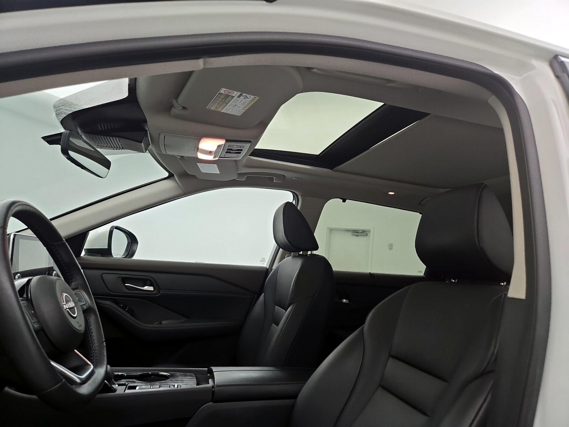 Thumbnail: 2023 Nissan Rogue - 19