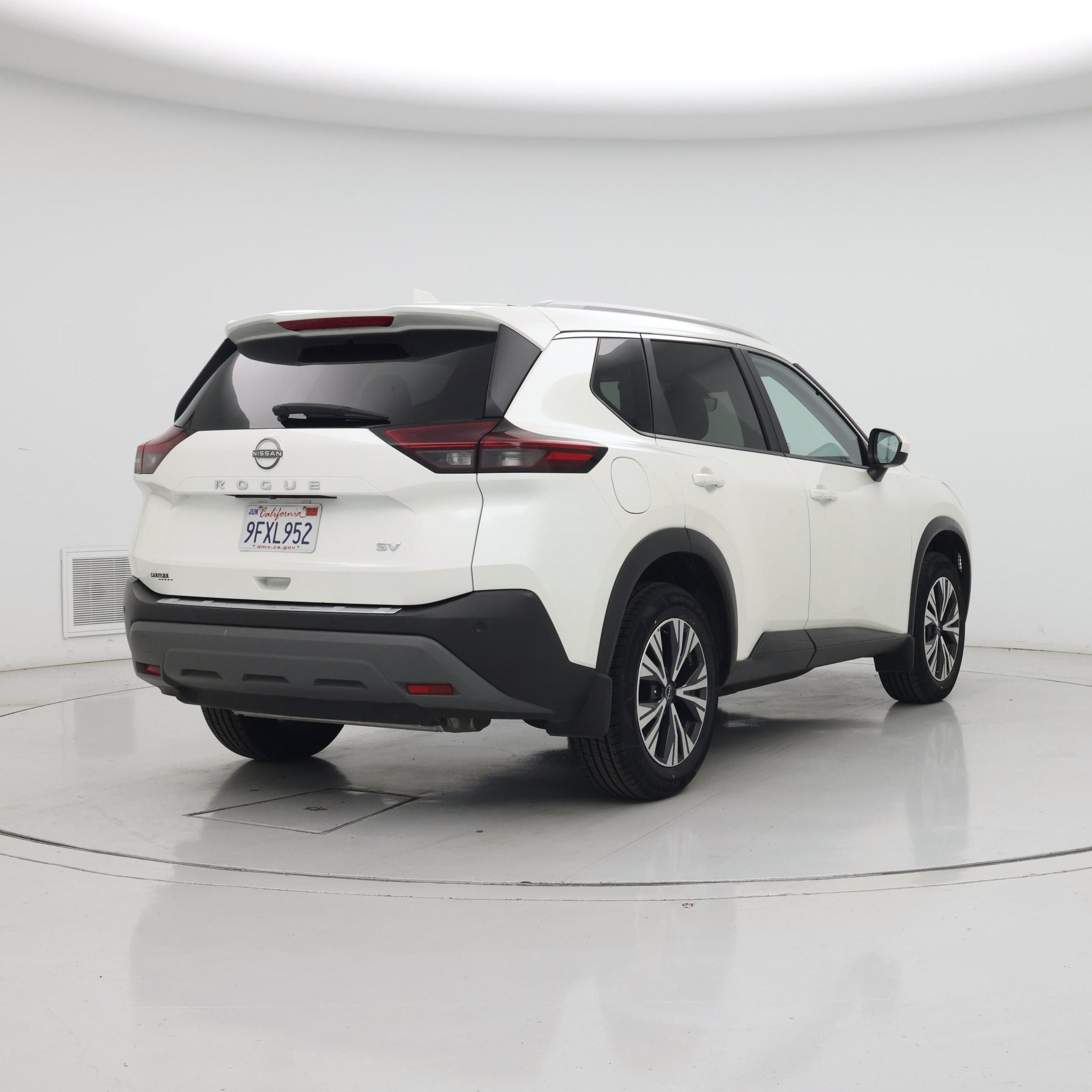 Thumbnail: 2023 Nissan Rogue - 8