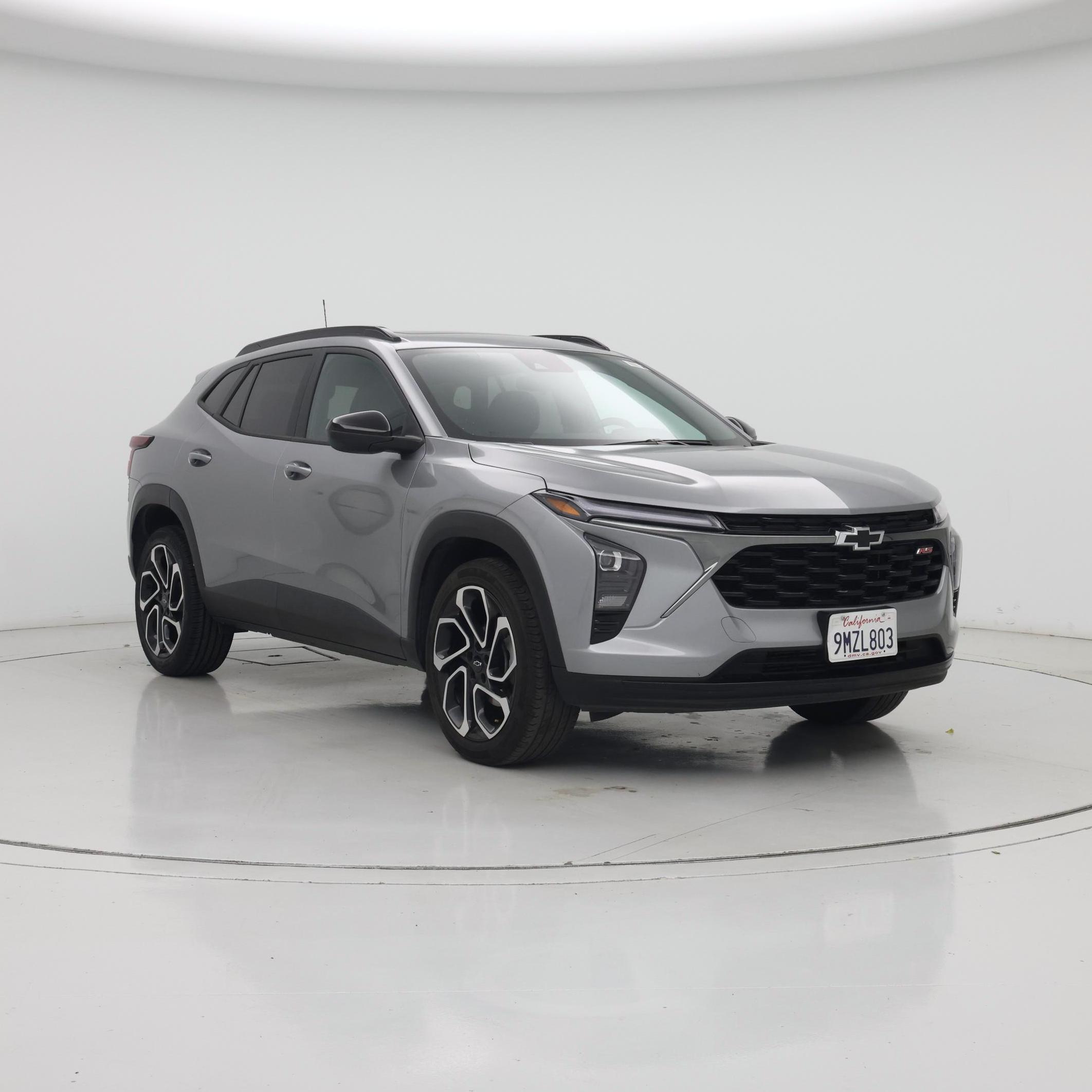 Gray 2025 Chevrolet Trax SUV / Crossover Front-Wheel Drive Automatic