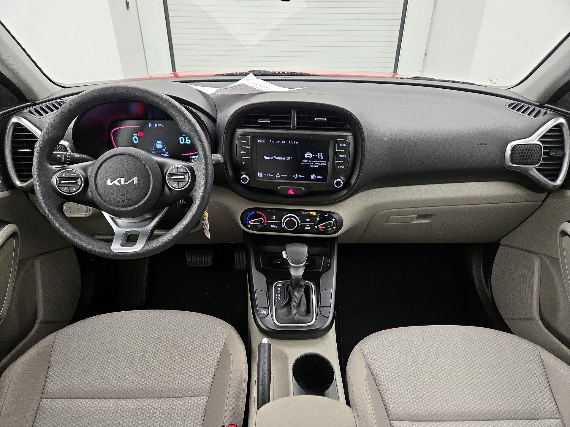 Thumbnail: 2024 Kia Soul - 9