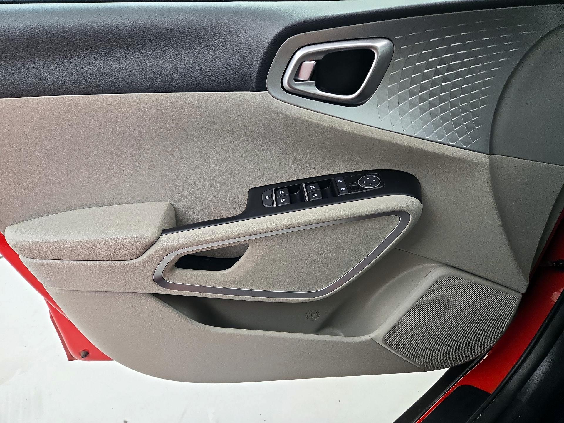 Thumbnail: 2024 Kia Soul - 12