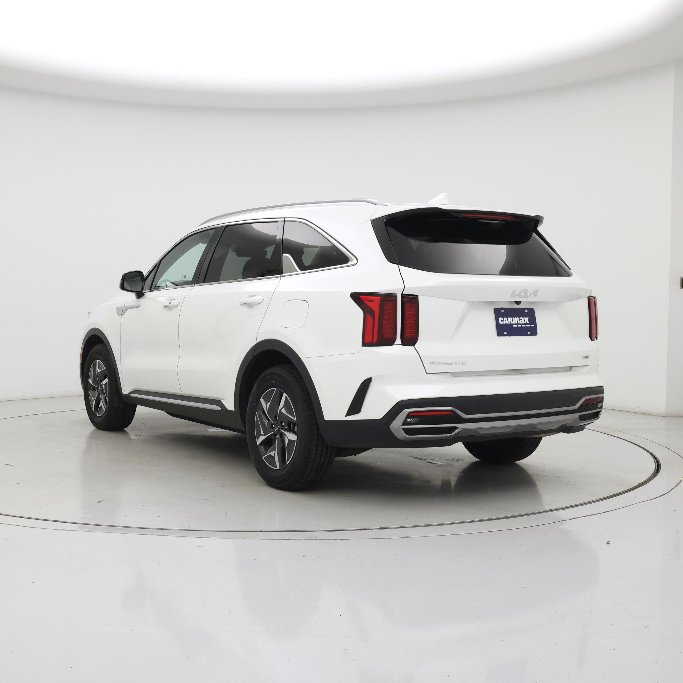 Thumbnail: 2023 Kia Sorento - 2