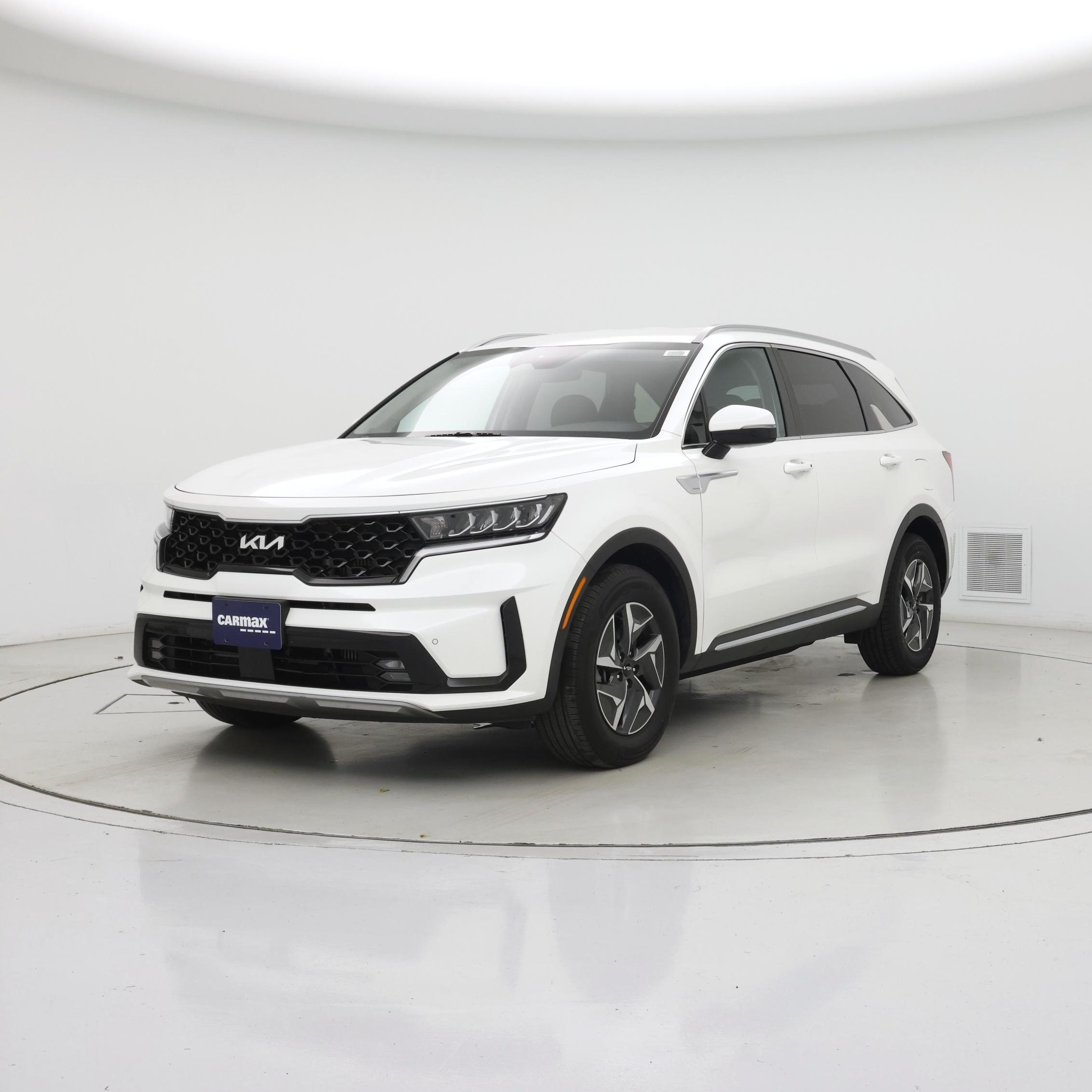 Thumbnail: 2023 Kia Sorento - 4
