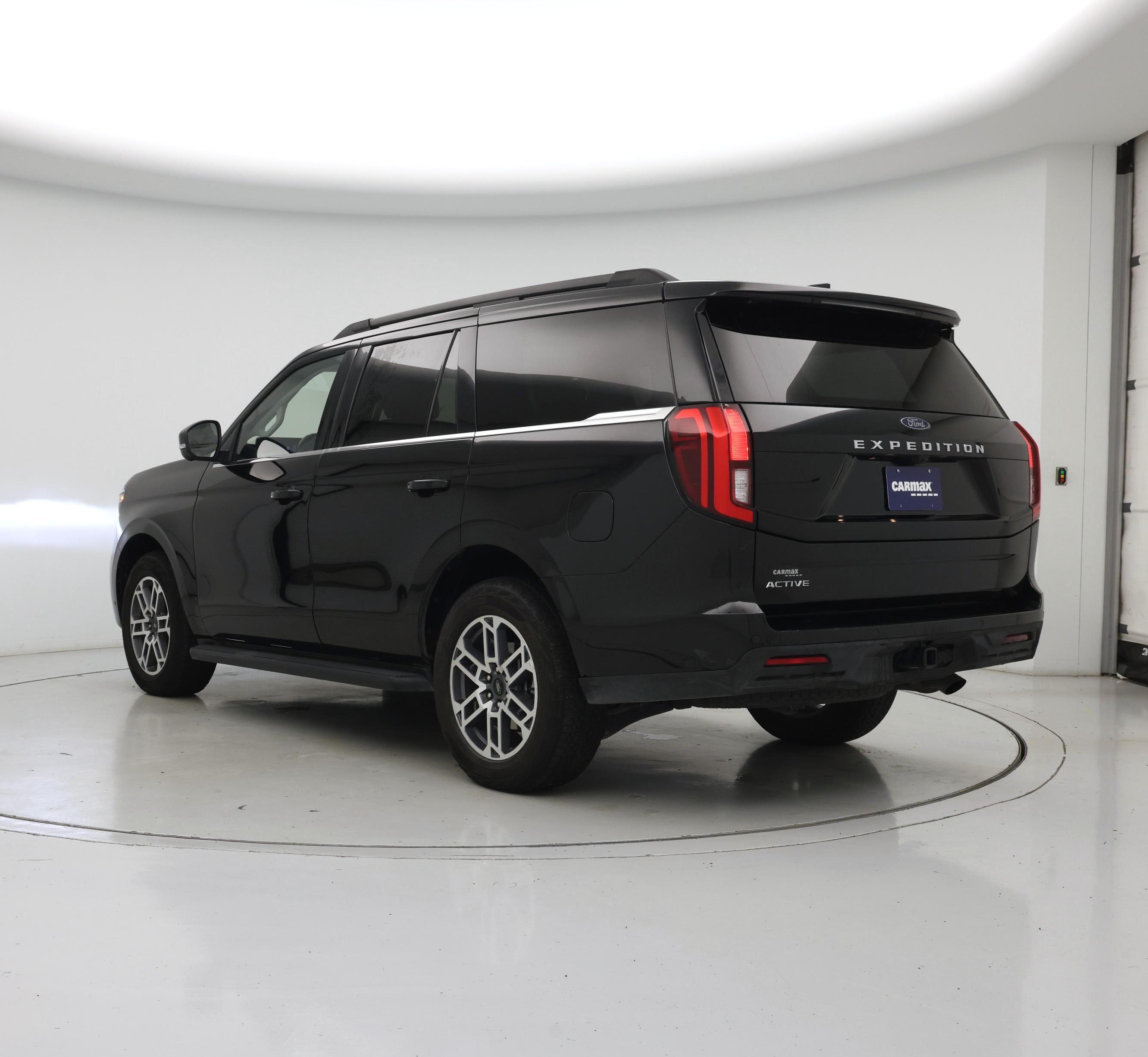 Thumbnail: 2025 Ford Expedition - 2