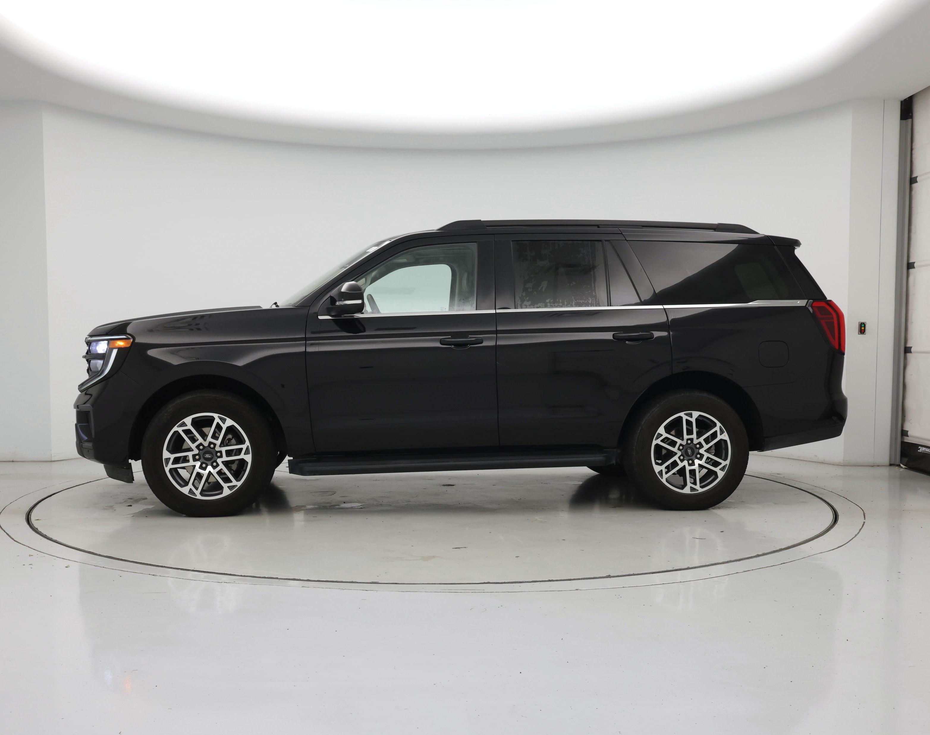 Thumbnail: 2025 Ford Expedition - 3