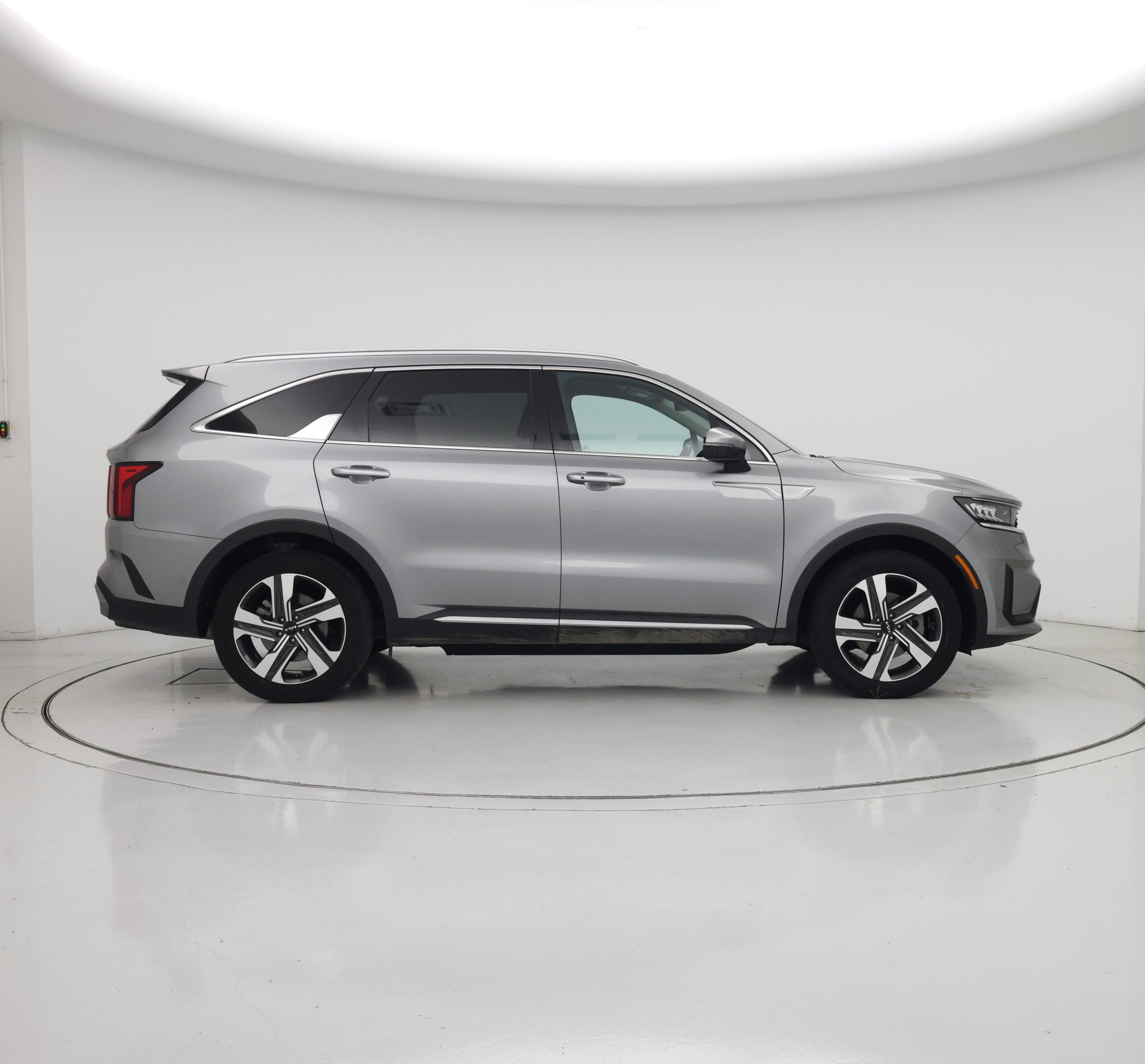 Thumbnail: 2023 Kia Sorento - 7