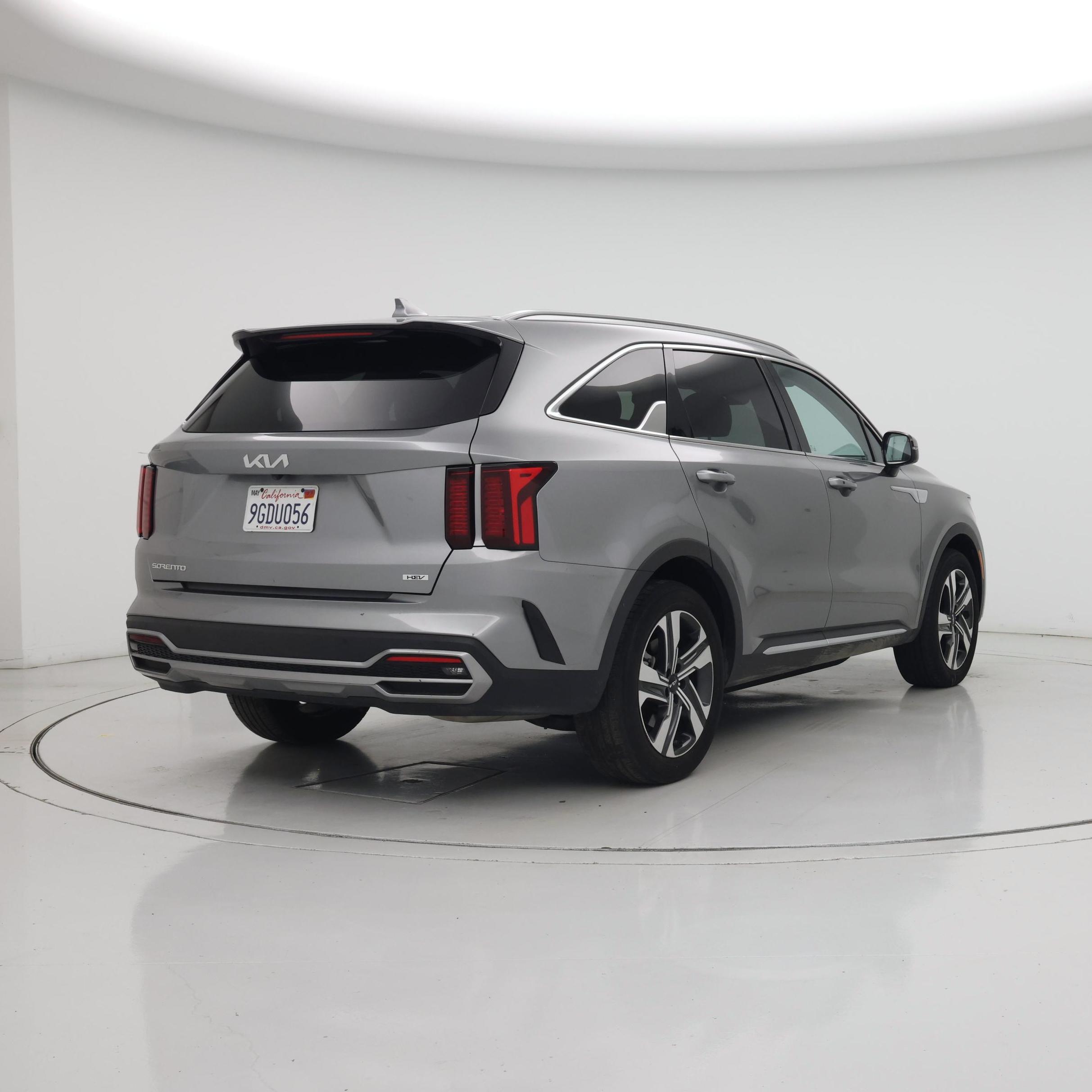 Thumbnail: 2023 Kia Sorento - 8