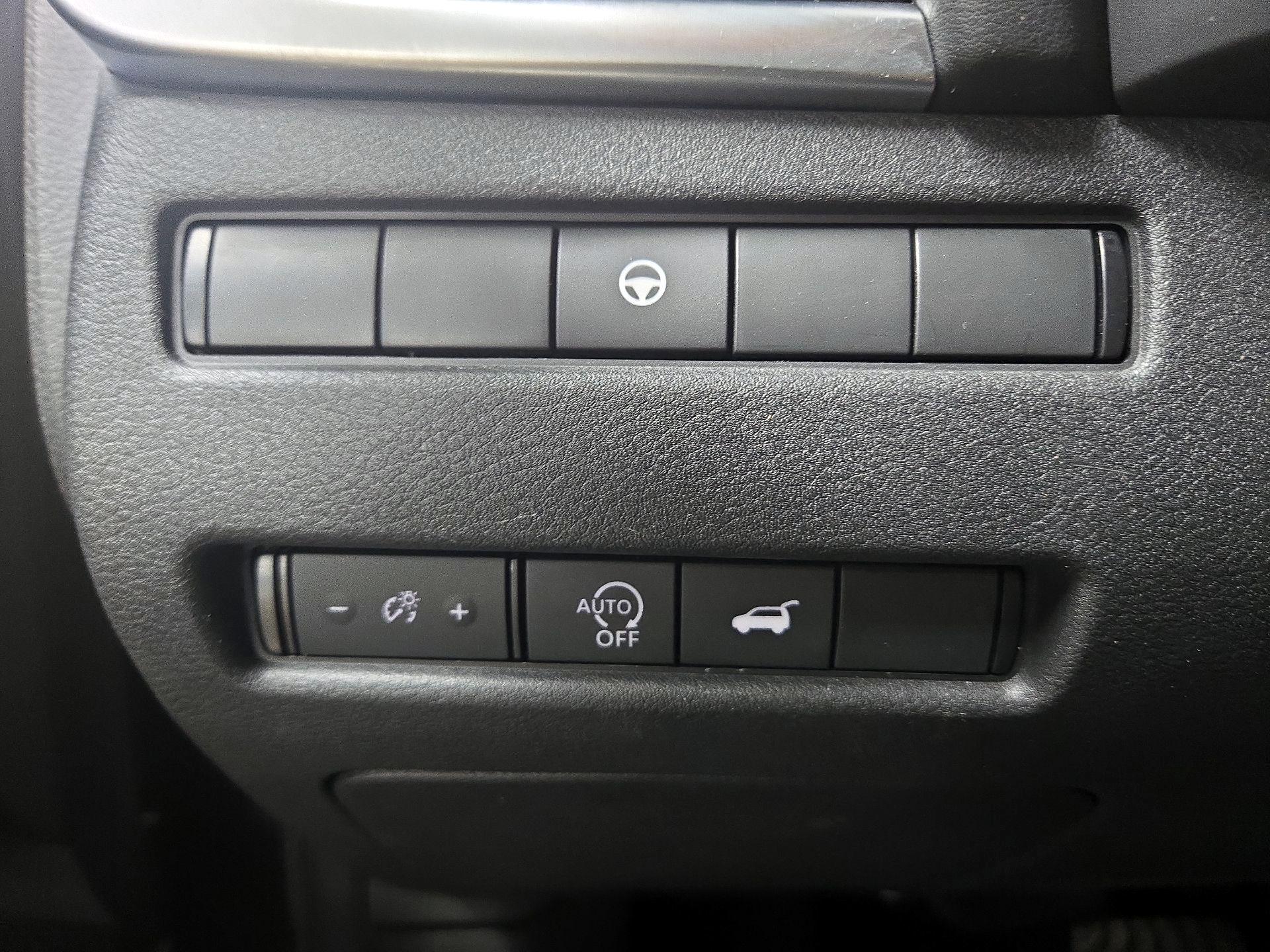 Thumbnail: 2023 Nissan Rogue - 13