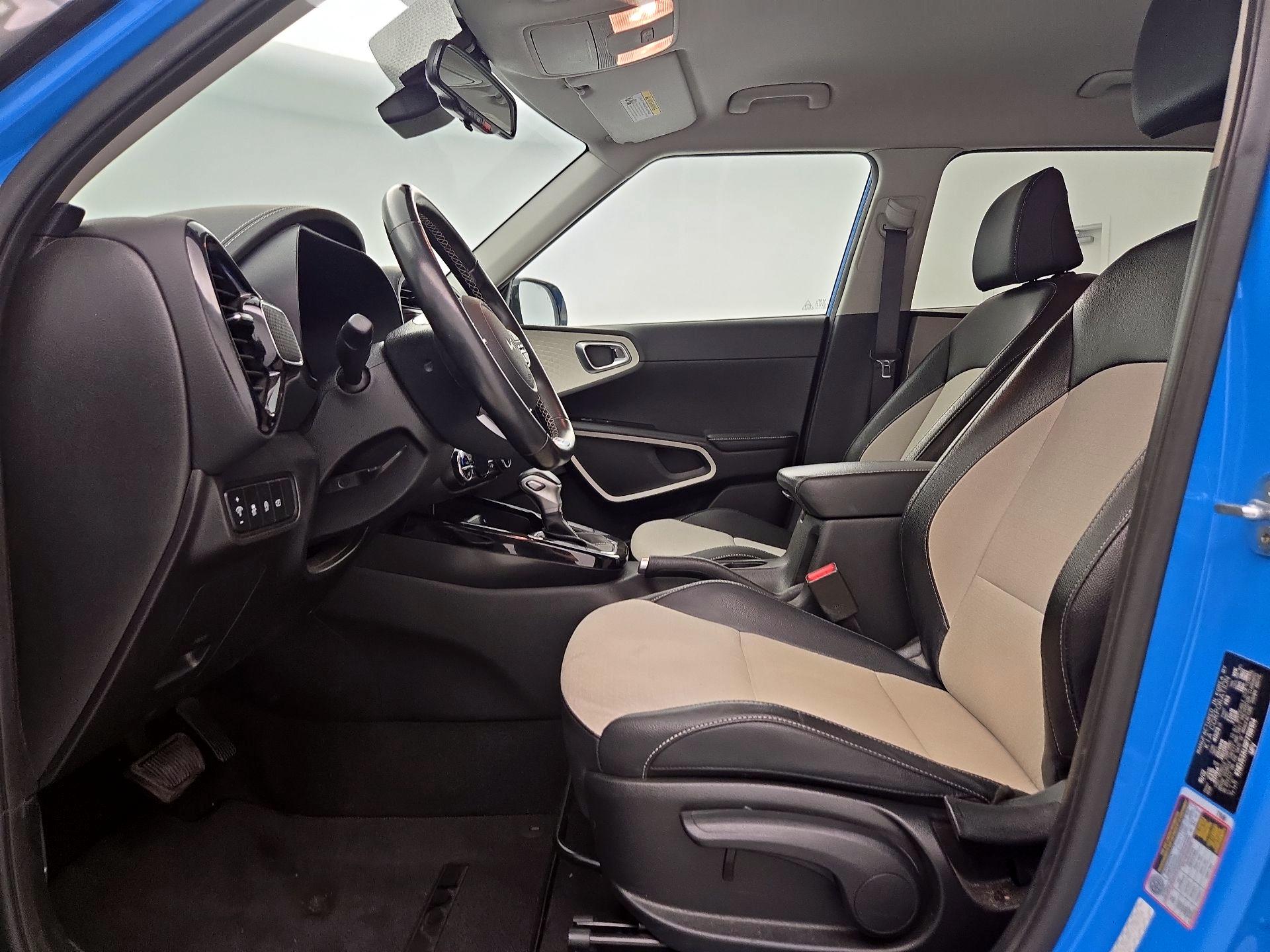 Thumbnail: 2023 Kia Soul - 11
