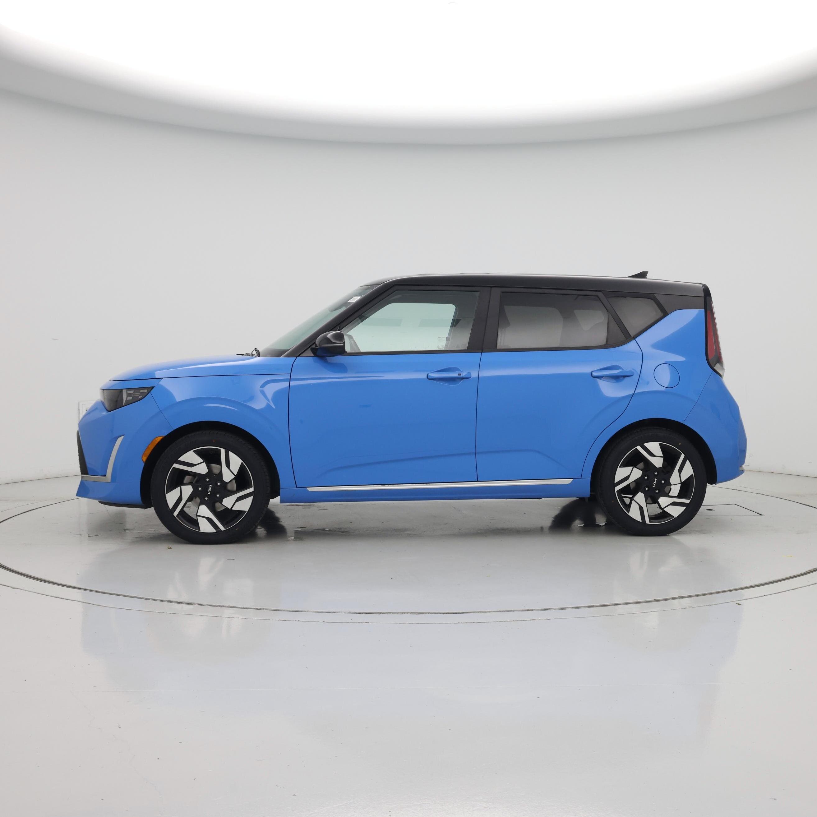 Thumbnail: 2023 Kia Soul - 3