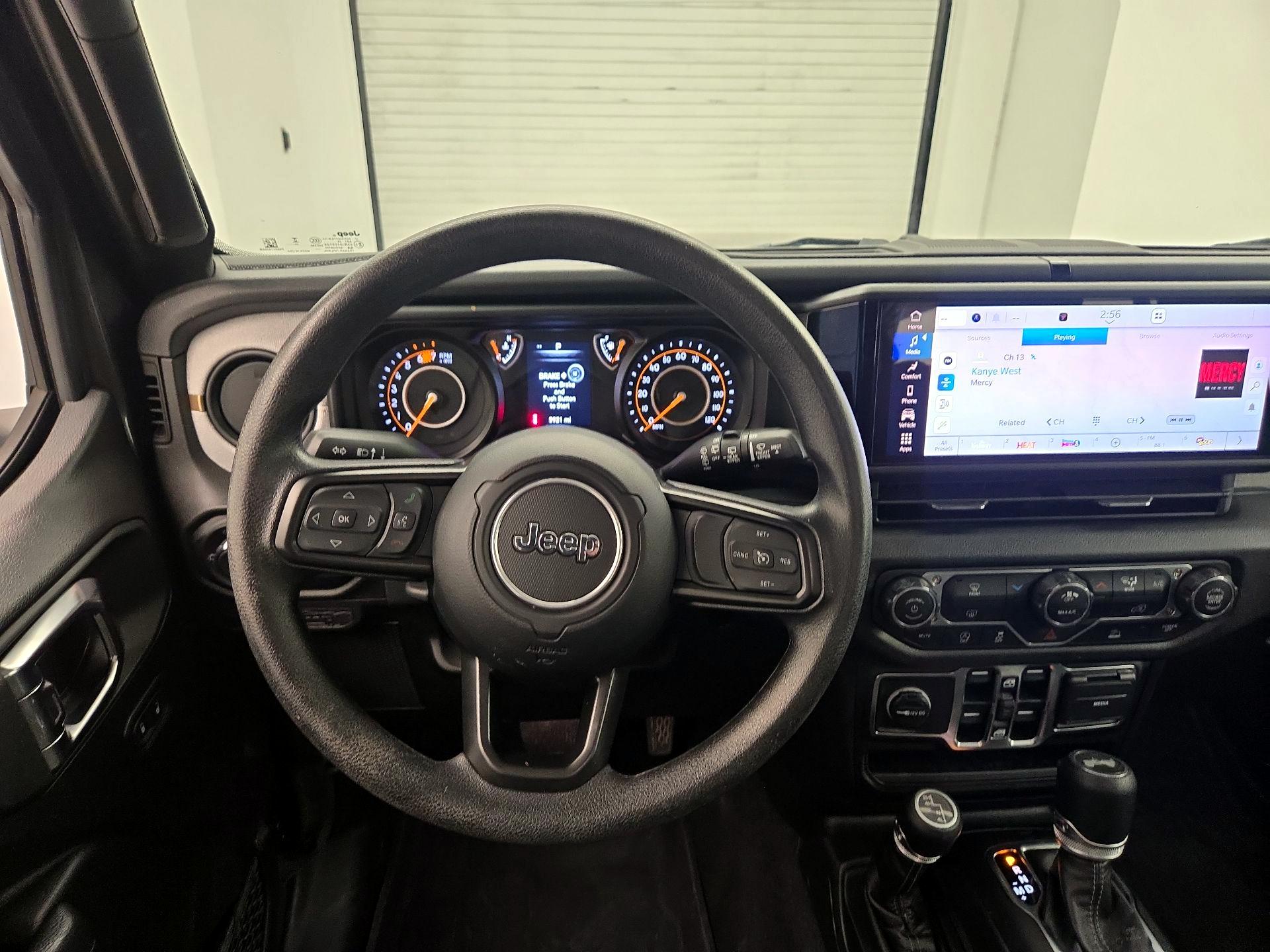 Thumbnail: 2025 Jeep Wrangler - 10