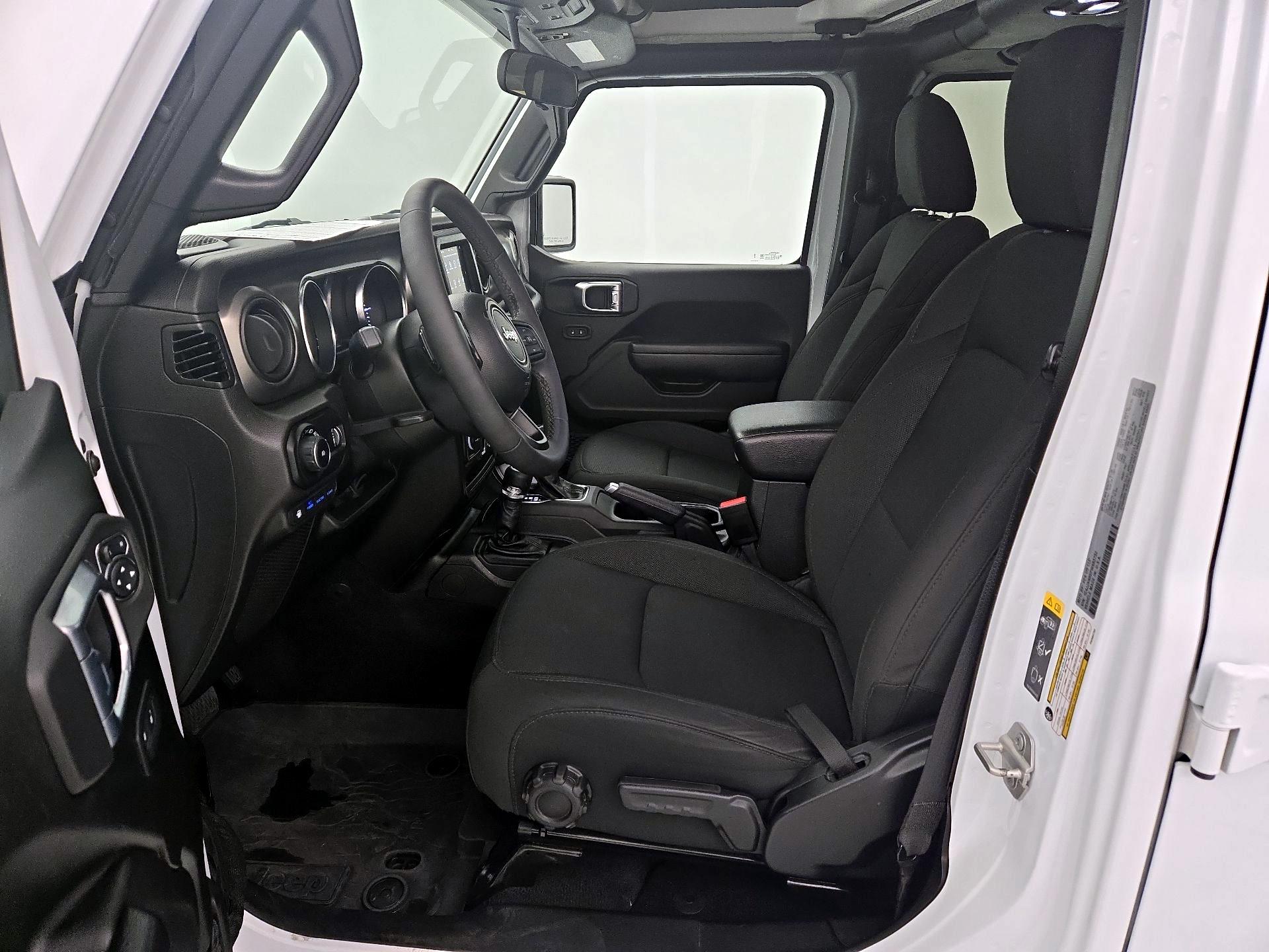 Thumbnail: 2023 Jeep Wrangler - 11