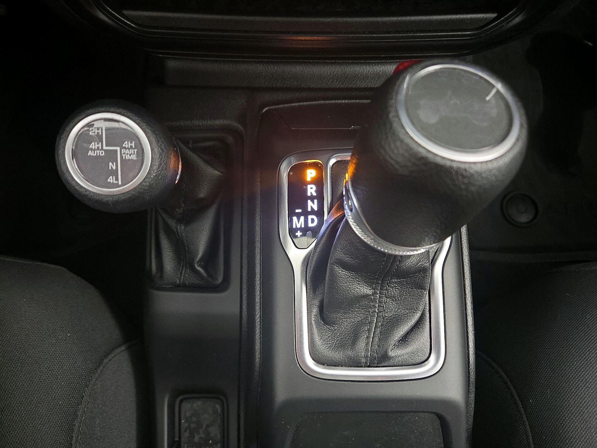 Thumbnail: 2023 Jeep Wrangler - 17