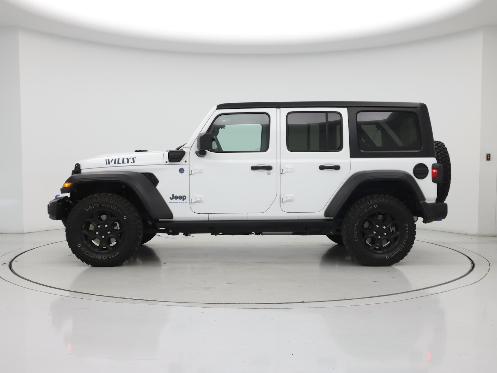 2023 Jeep Wrangler 4xe Willys 4XE - Photo 4