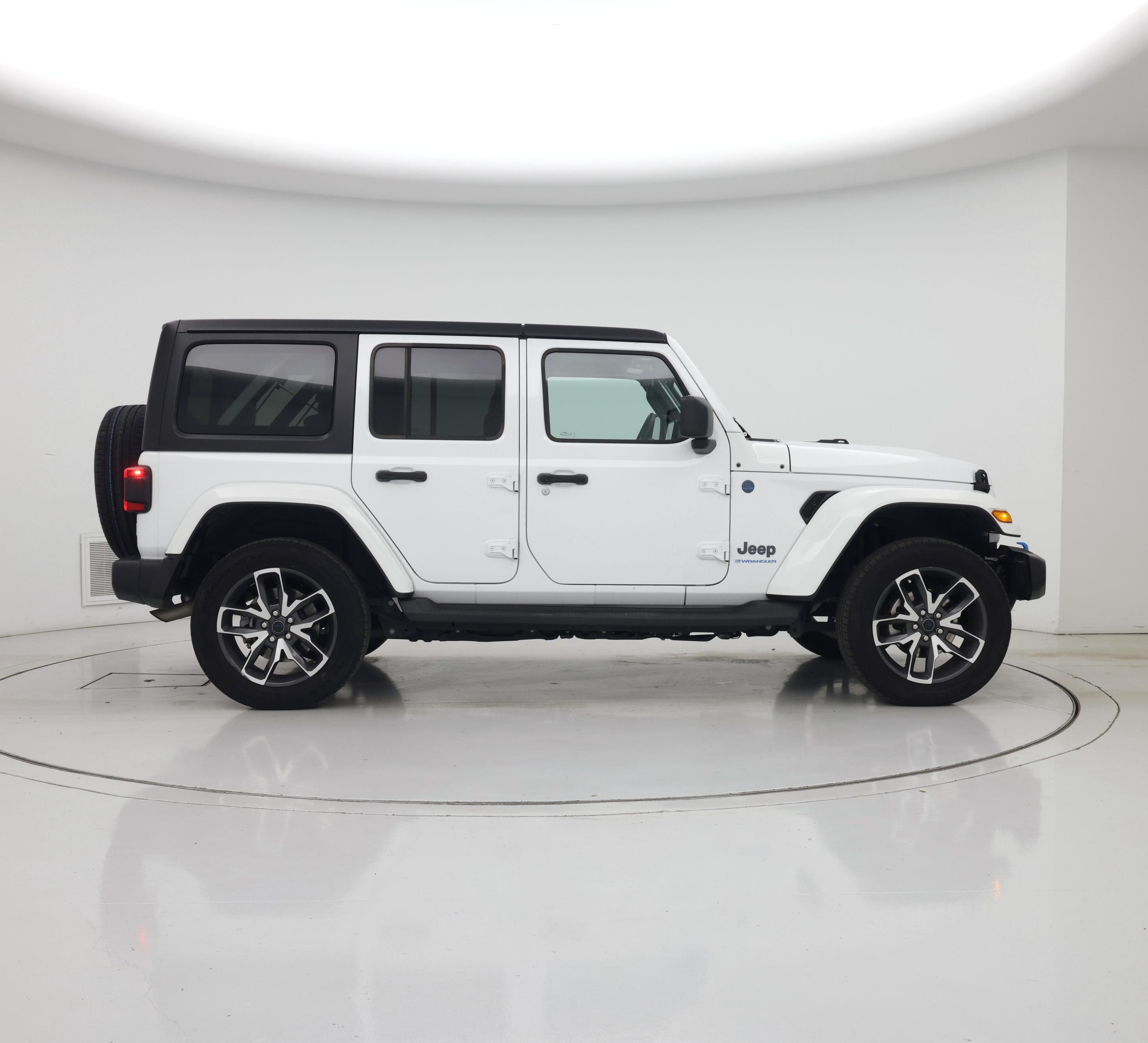 Thumbnail: 2024 Jeep Wrangler - 2