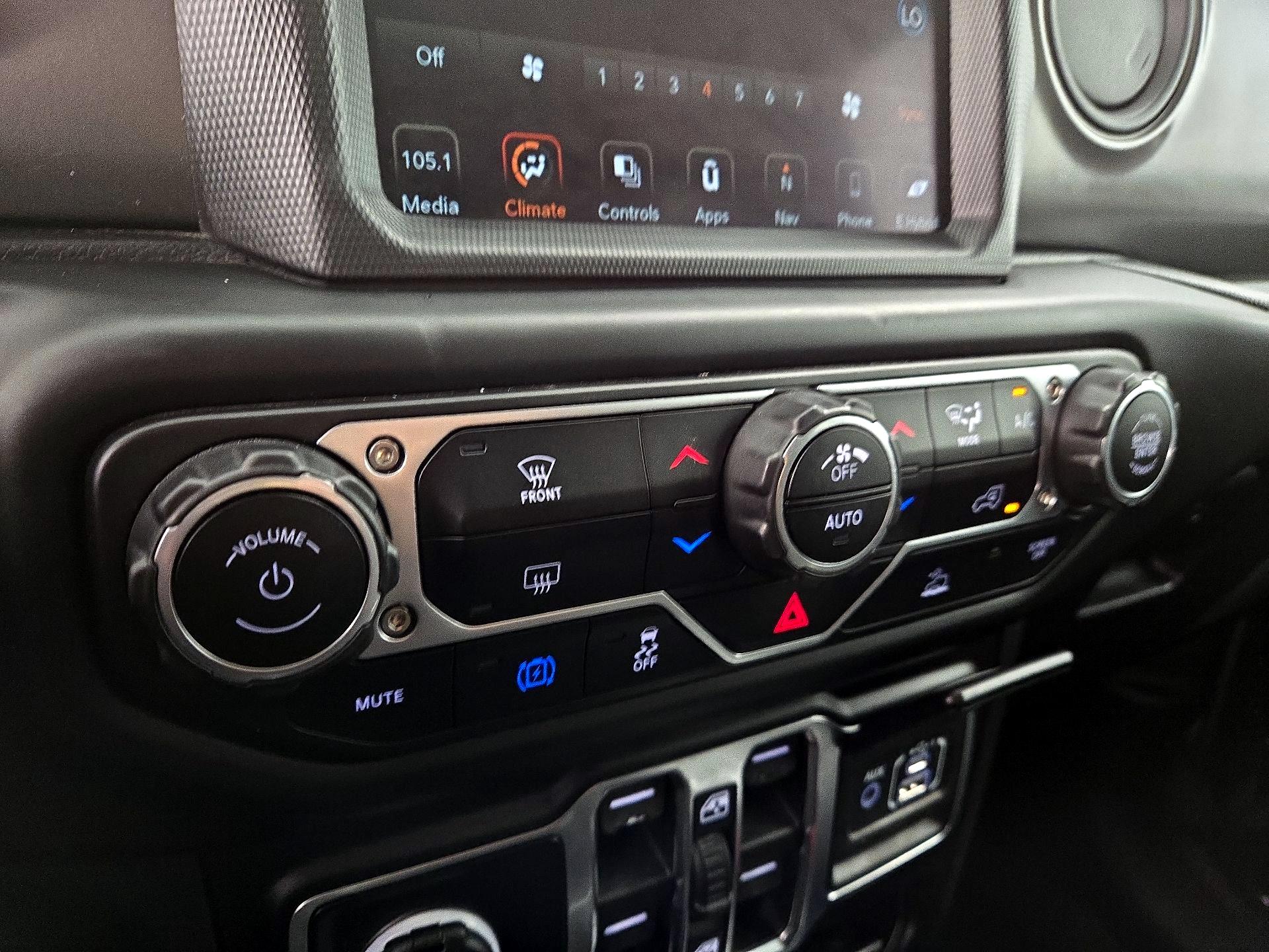 Thumbnail: 2023 Jeep Wrangler - 17