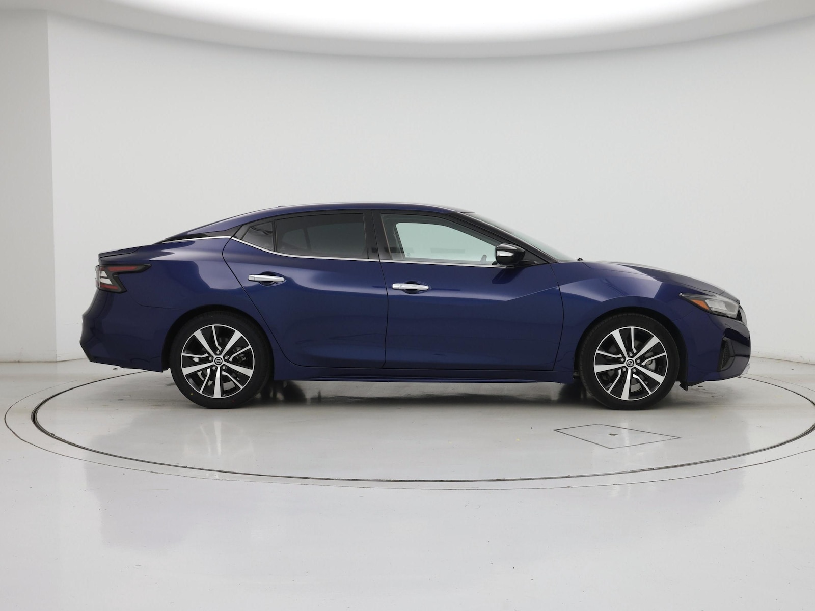 2022 Nissan Maxima SV - Photo 8