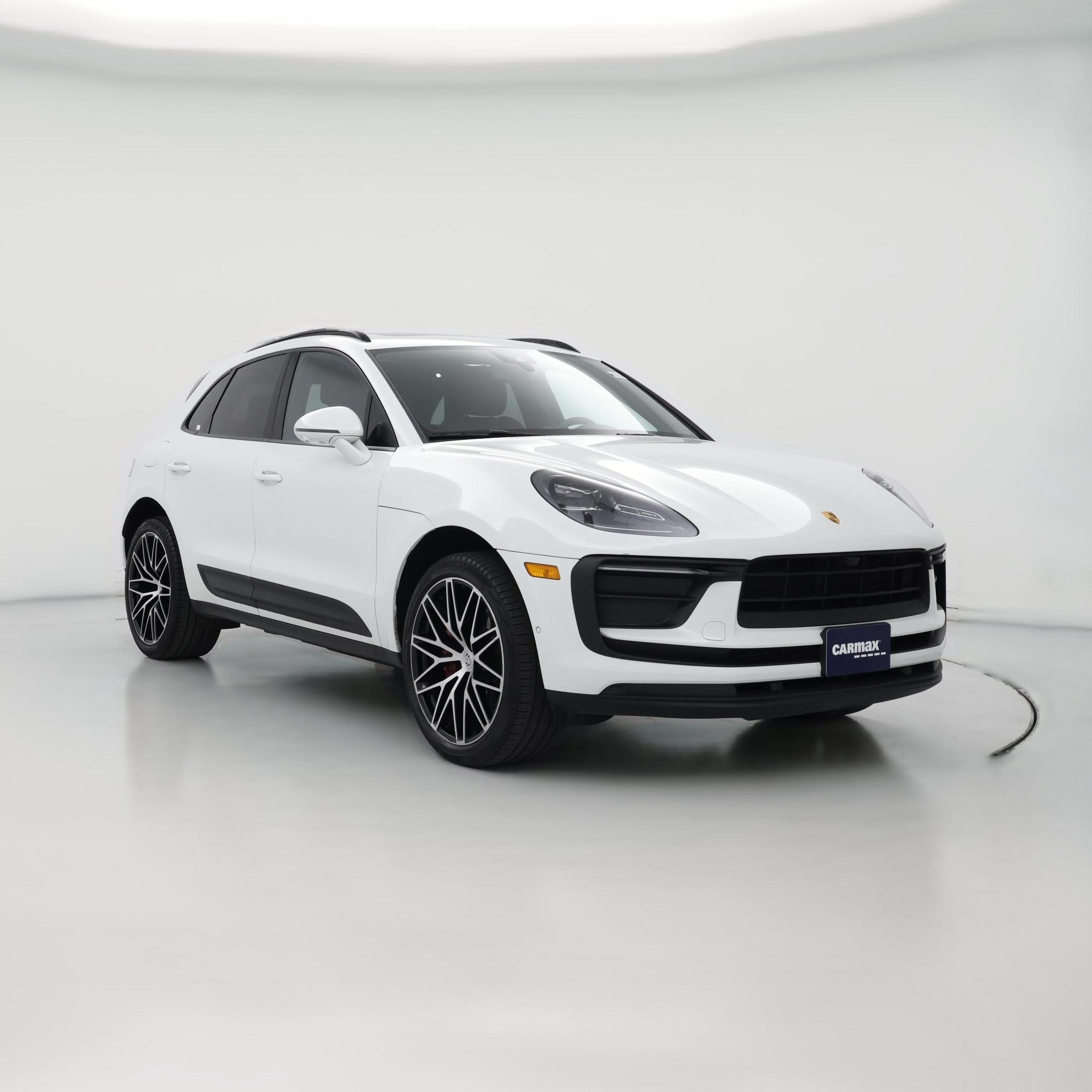 Thumbnail: 2022 Porsche Macan - 1