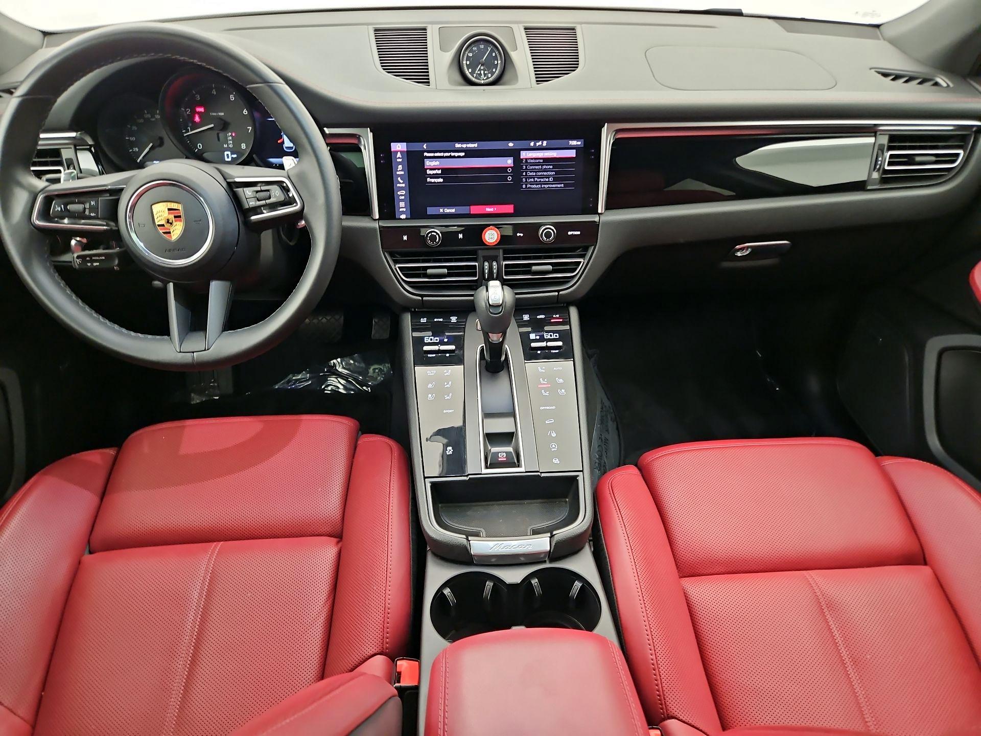 Thumbnail: 2022 Porsche Macan - 9