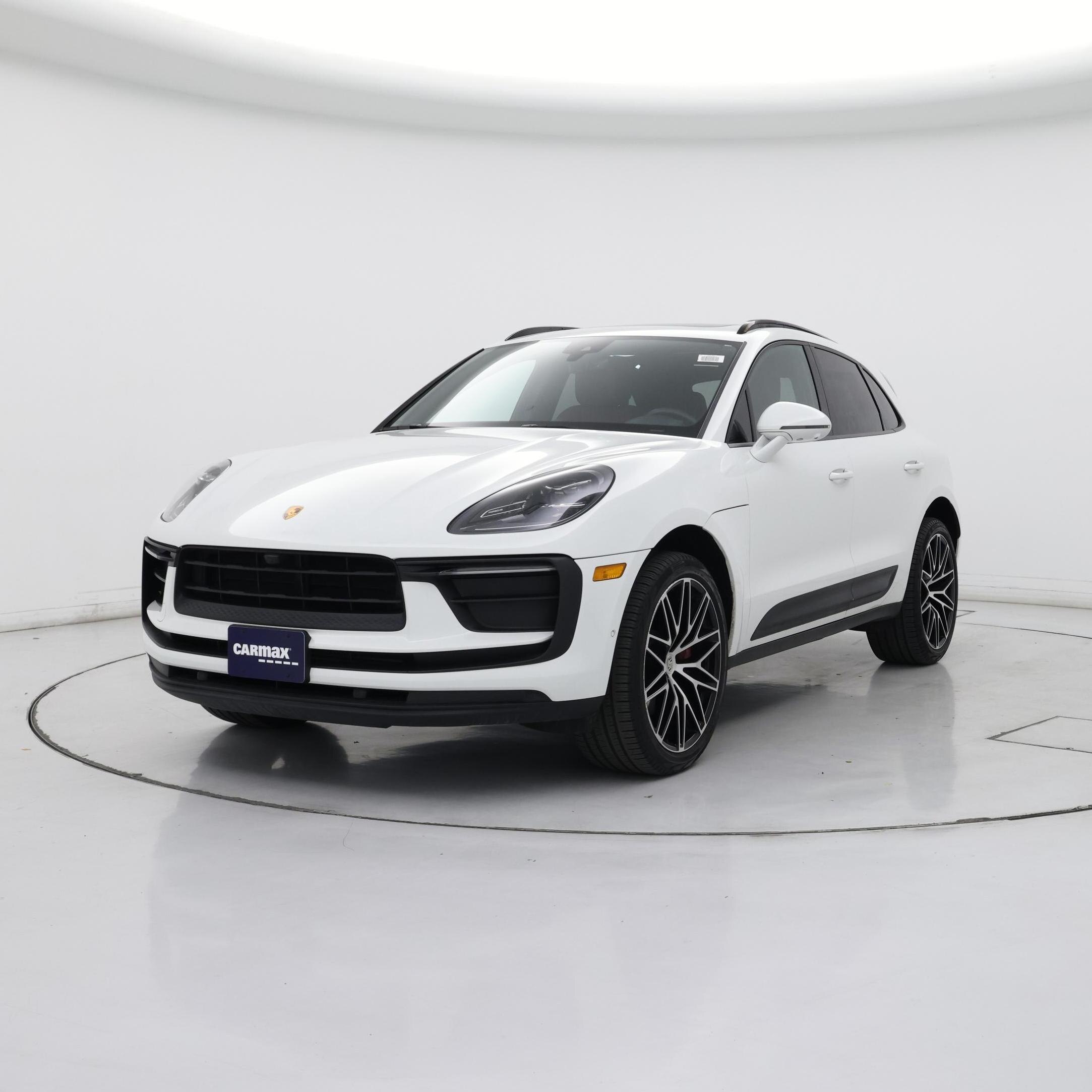 Thumbnail: 2022 Porsche Macan - 4