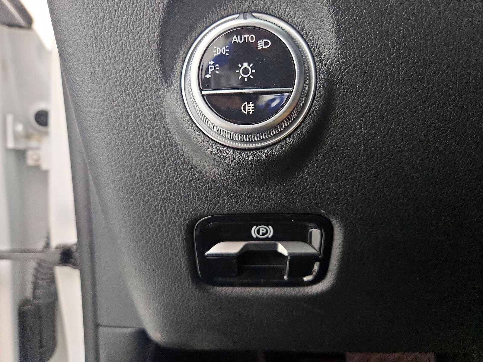 2023 Mercedes-Benz C-Class Sedan C 300 - Photo 14