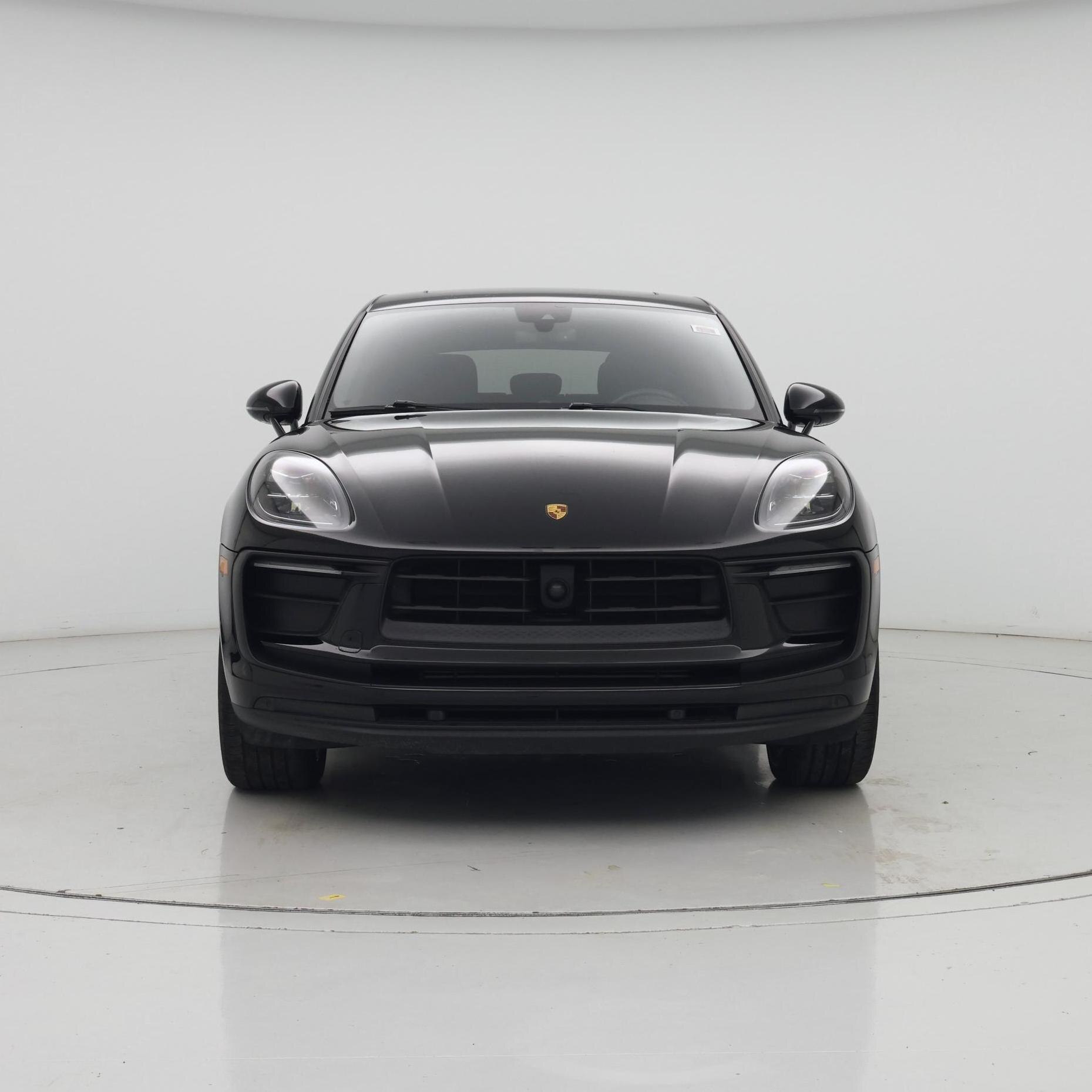 Thumbnail: 2023 Porsche Macan - 5
