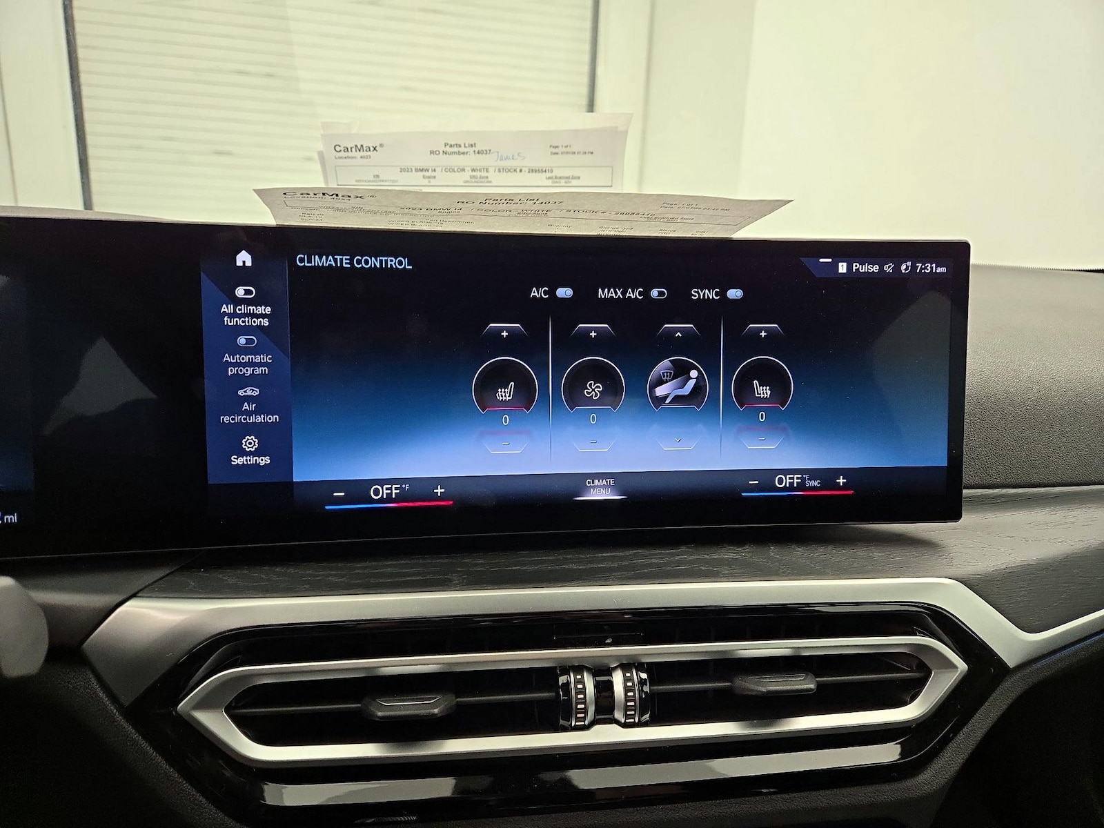 2023 BMW i4 35 - Photo 18