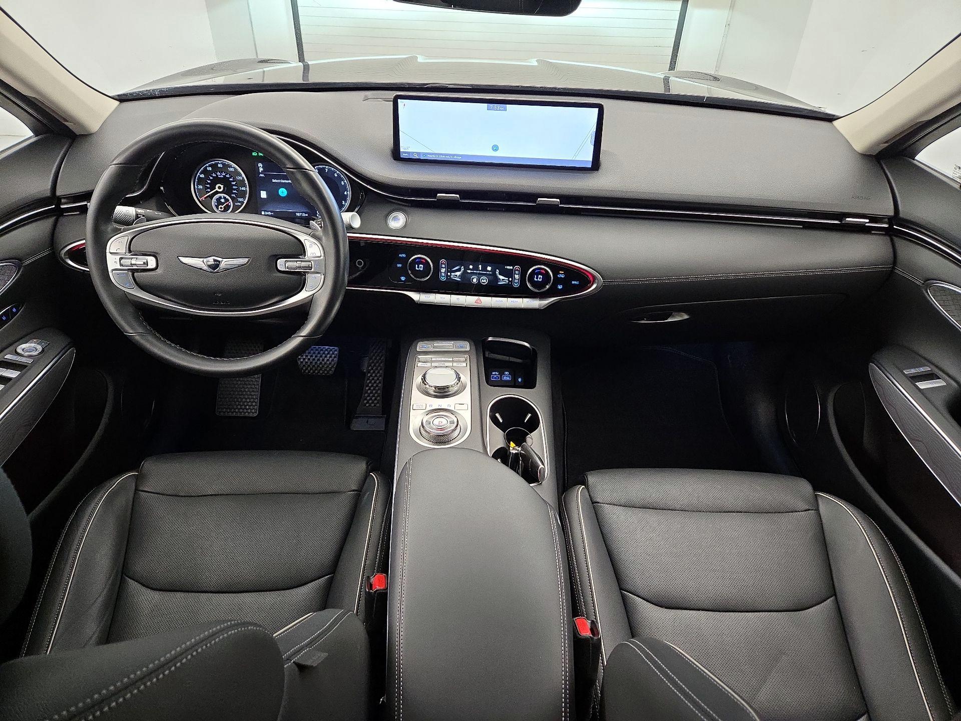 Thumbnail: 2022 Genesis GV70 - 9