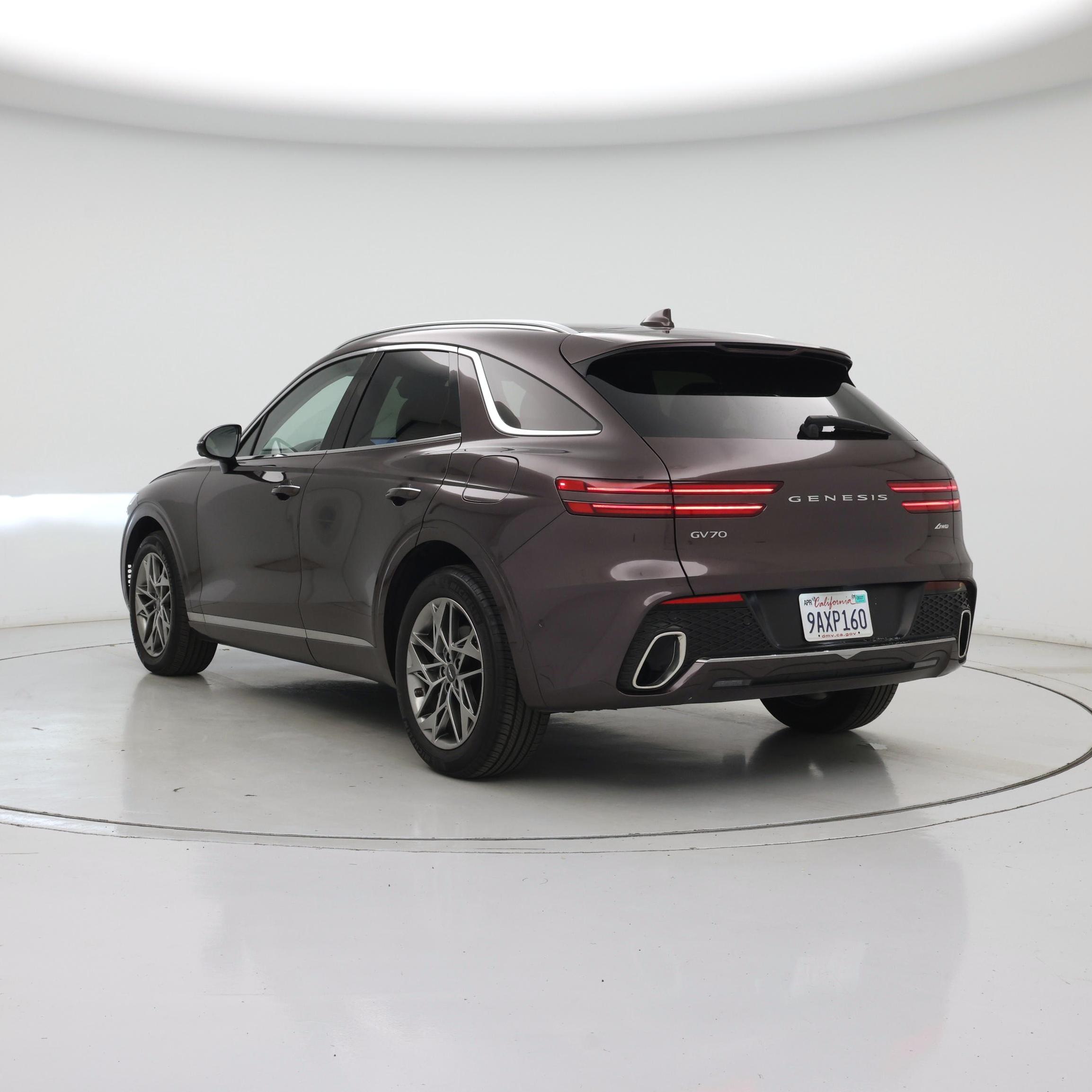 Thumbnail: 2022 Genesis GV70 - 2
