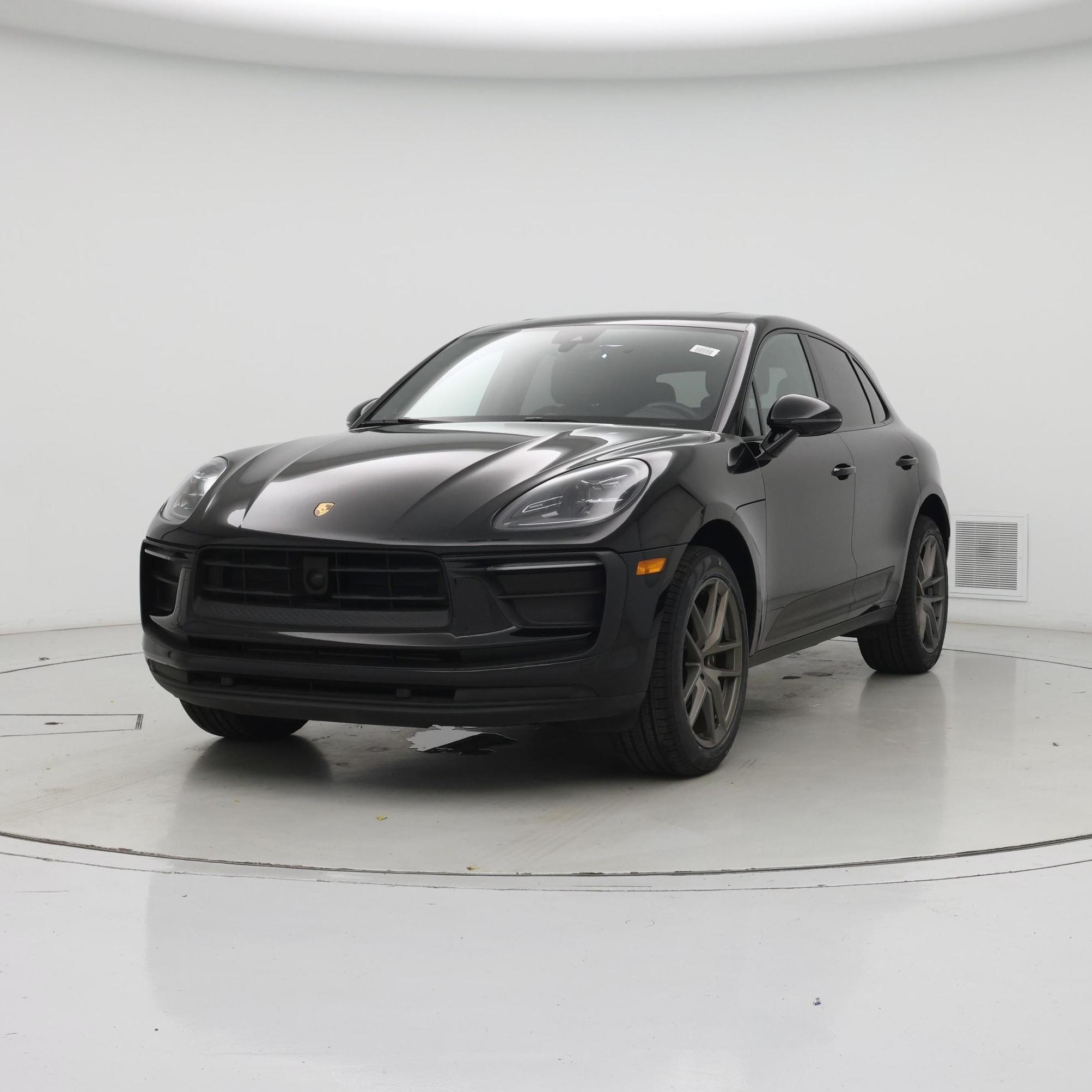 Thumbnail: 2023 Porsche Macan - 4