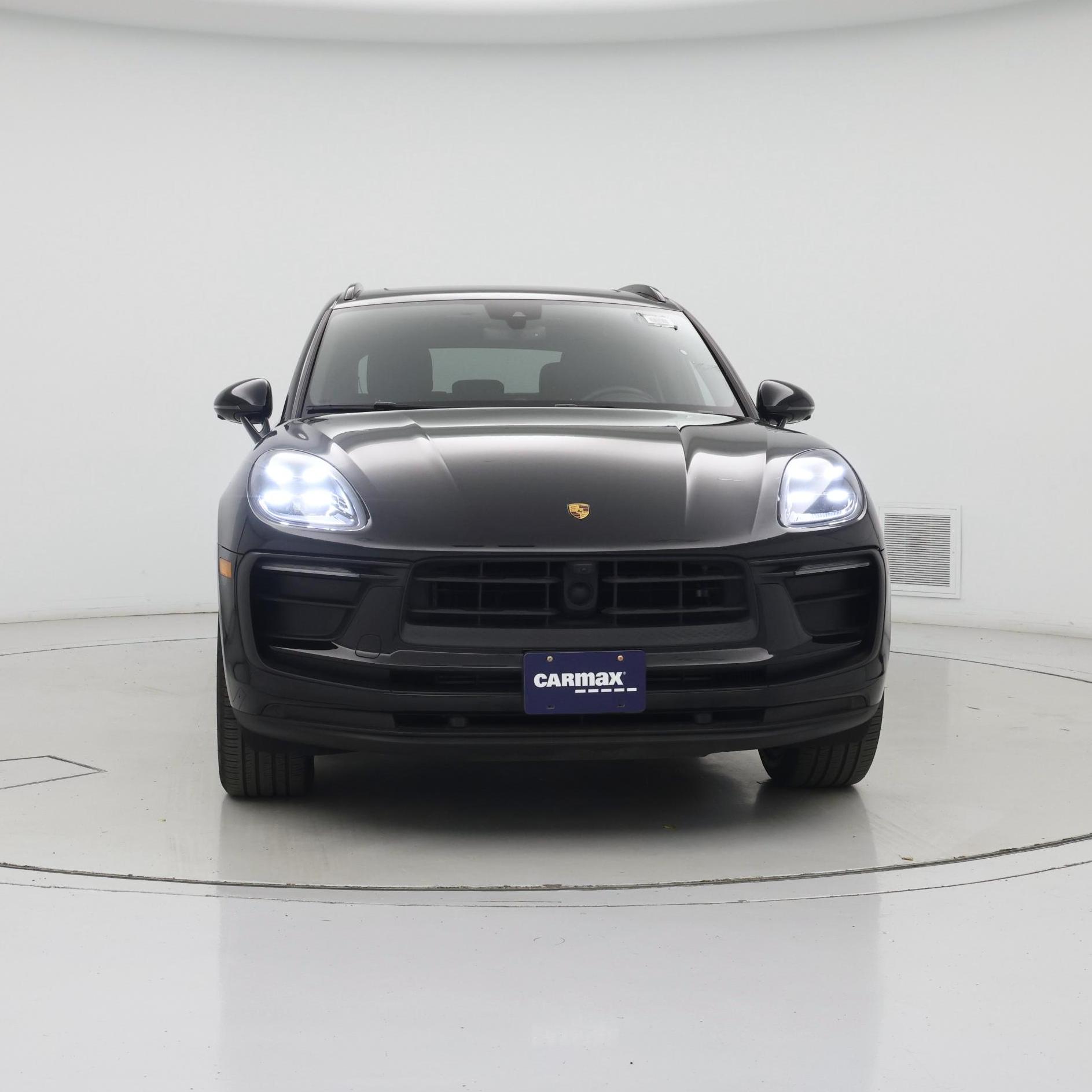 Thumbnail: 2023 Porsche Macan - 5