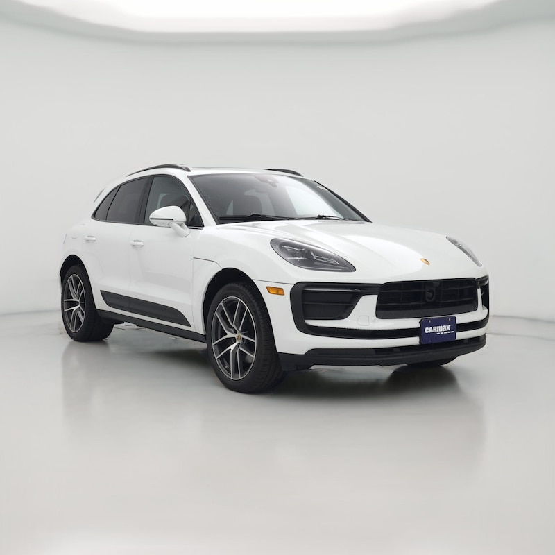 2023 Porsche Macan T