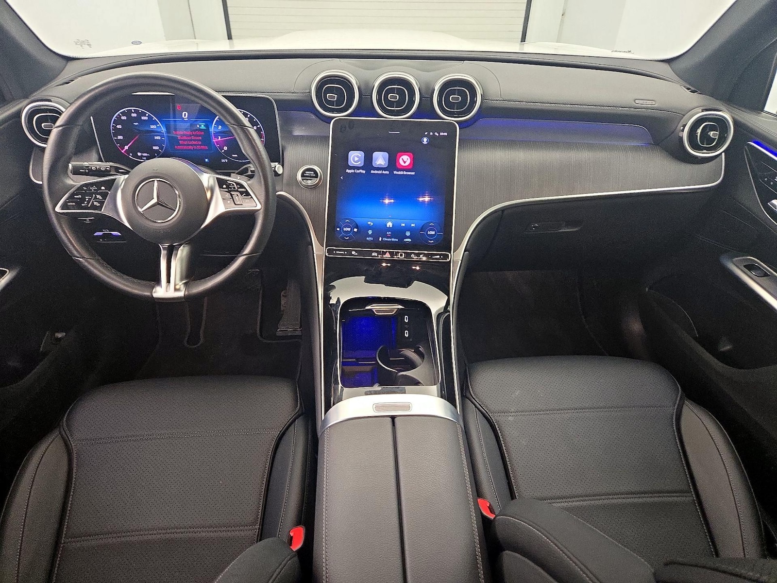 Apple CarPlay® & Android Auto™