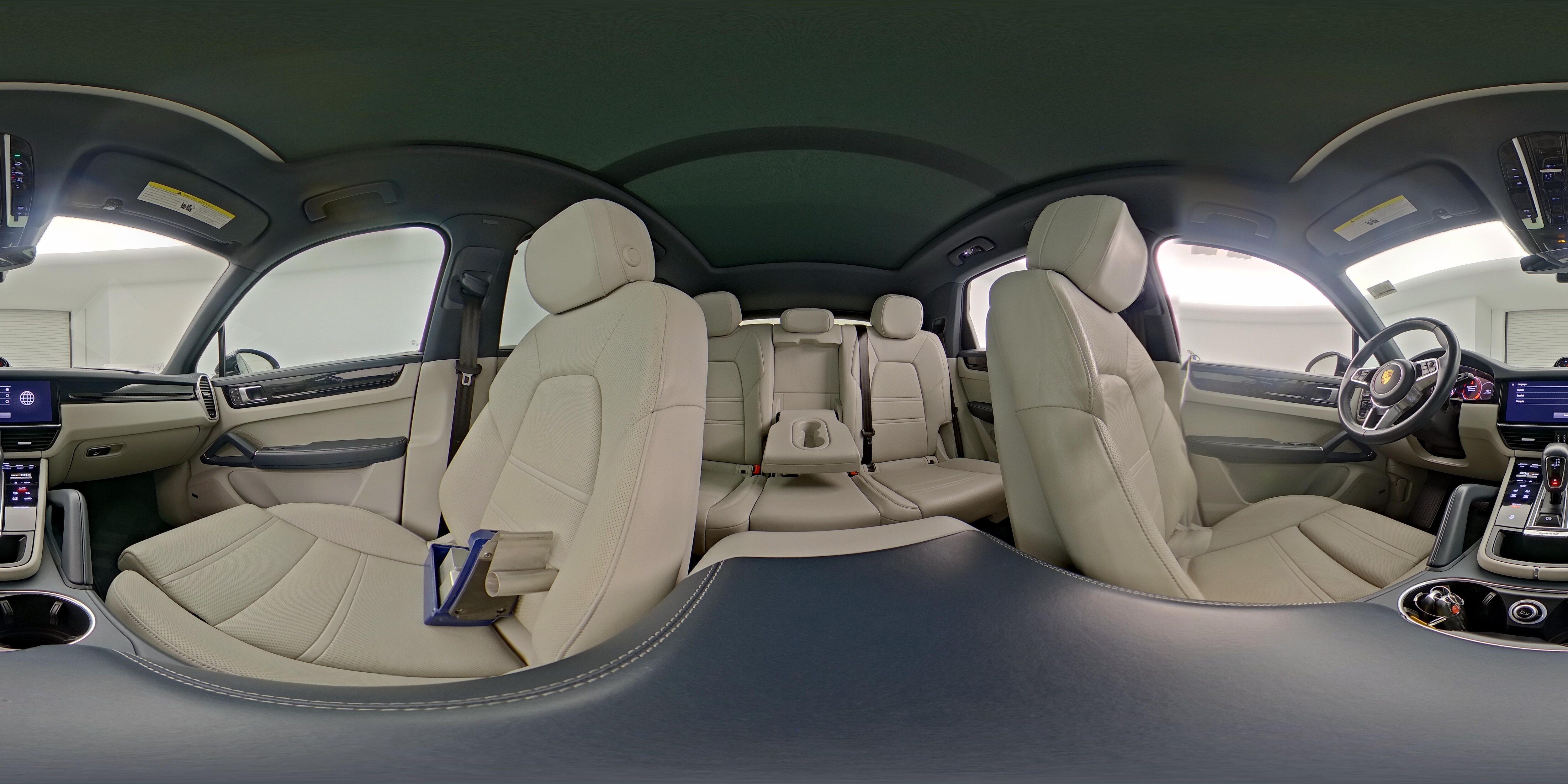 2022 Porsche Cayenne Platinum Edition - Photo 26