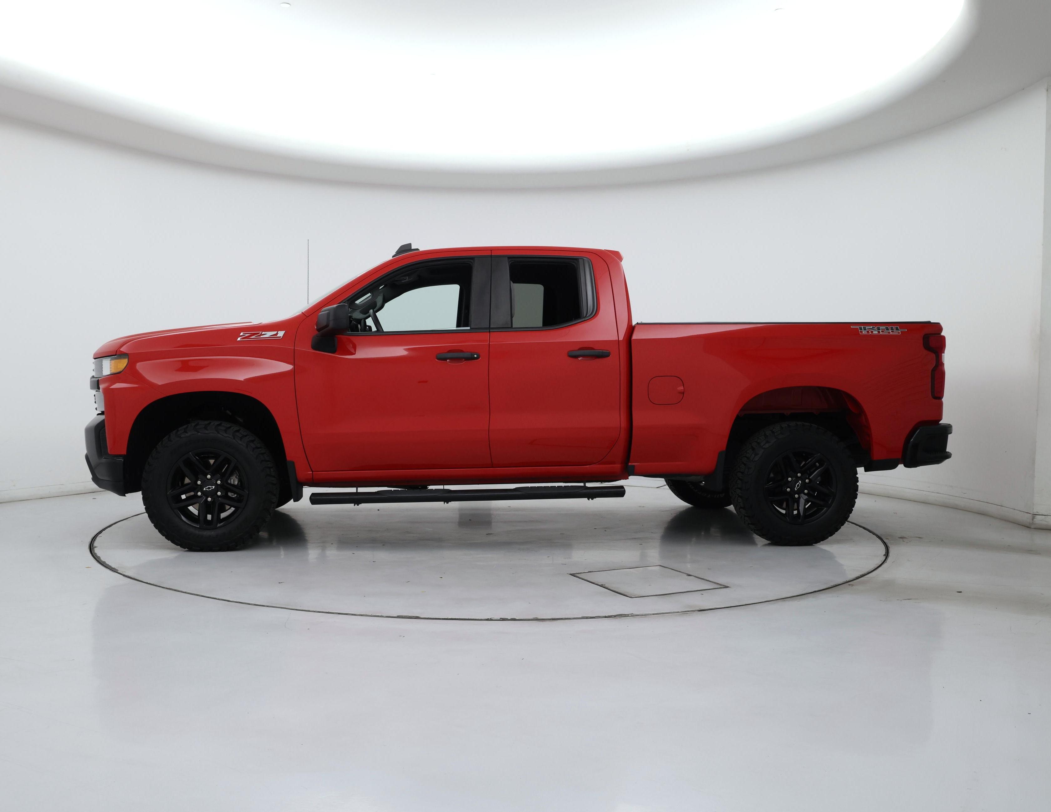 Thumbnail: 2020 Chevrolet Silverado 1500 - 3