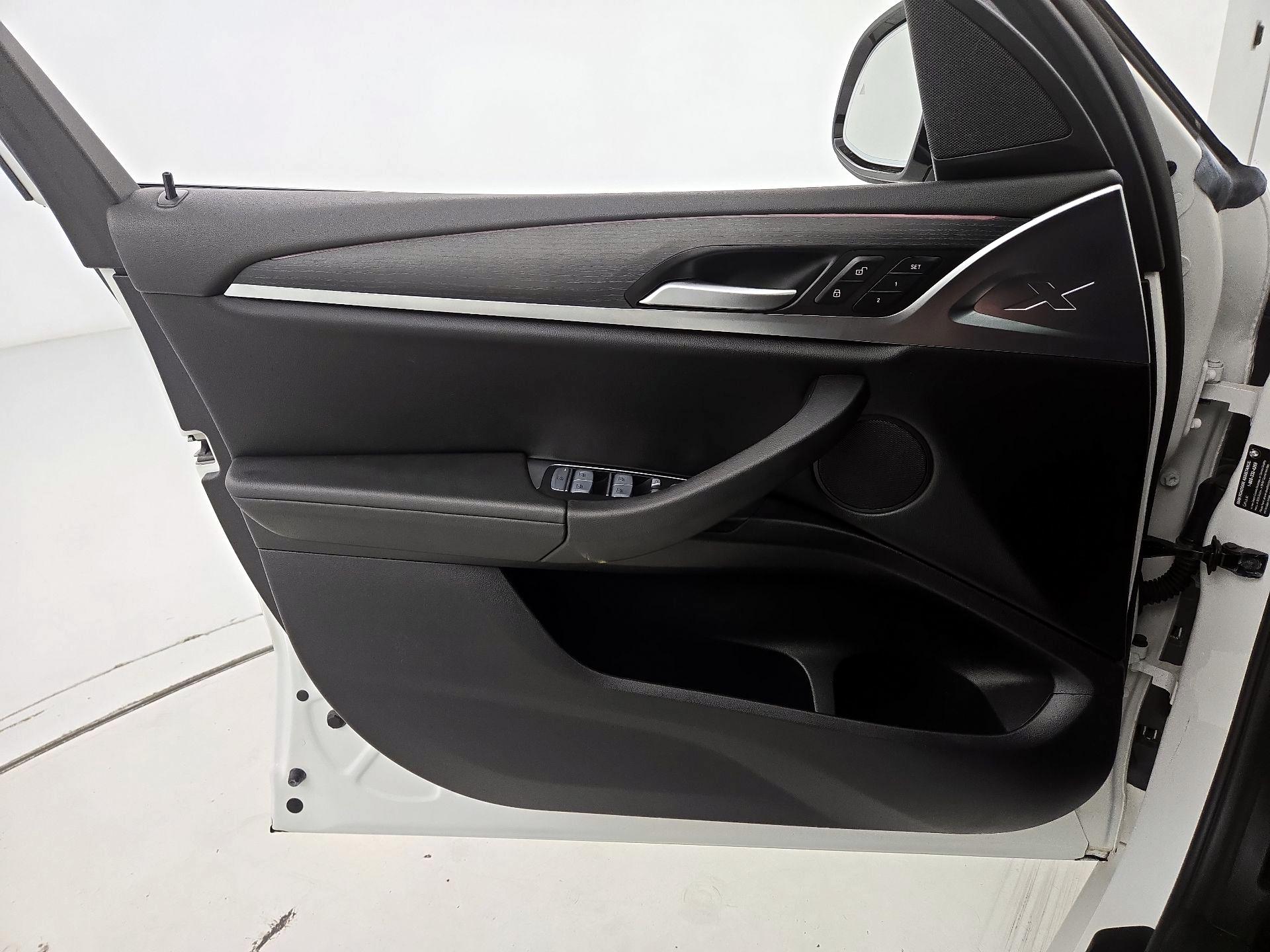 Thumbnail: 2023 BMW X3 - 12