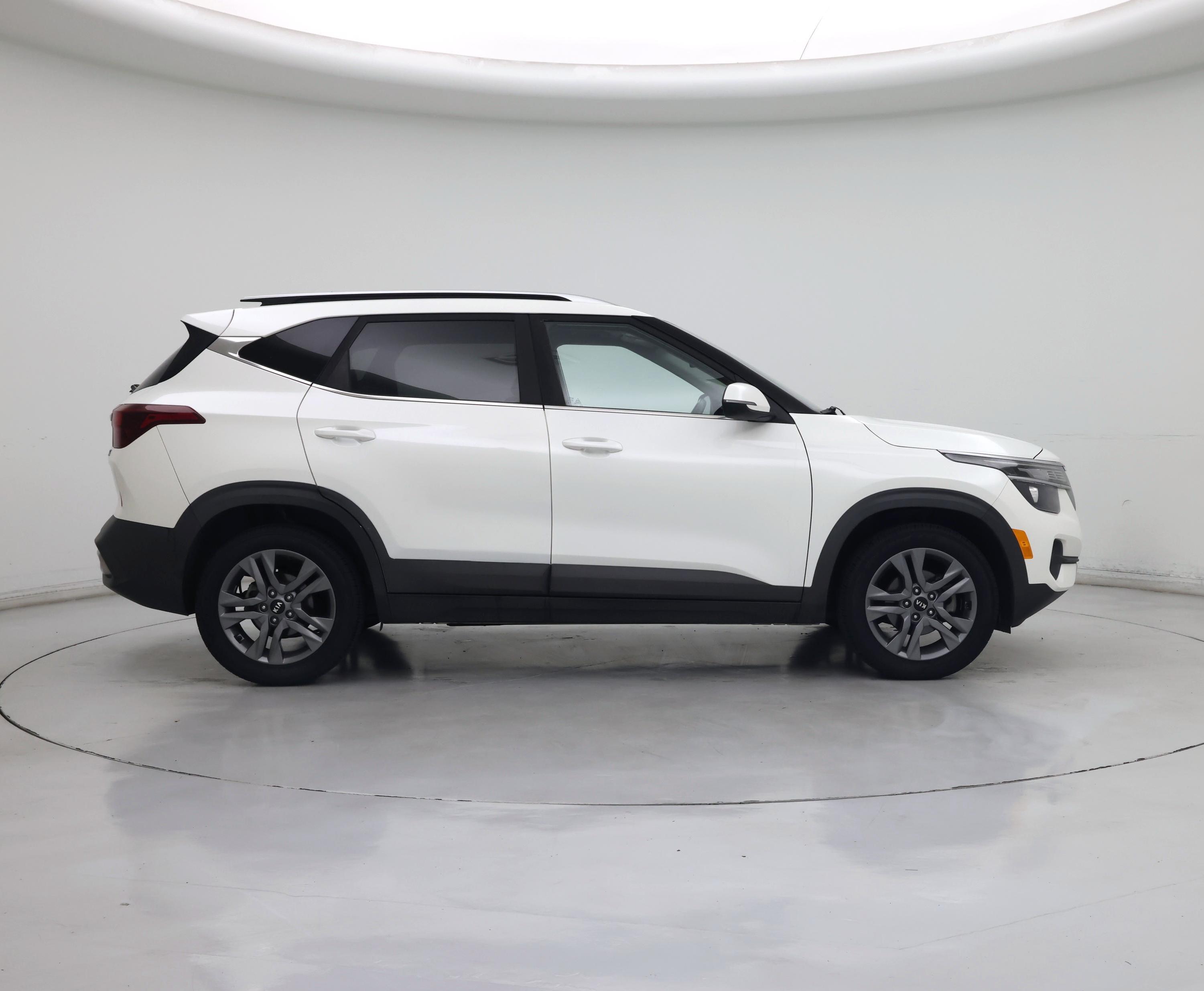 Thumbnail: 2021 Kia Seltos - 7