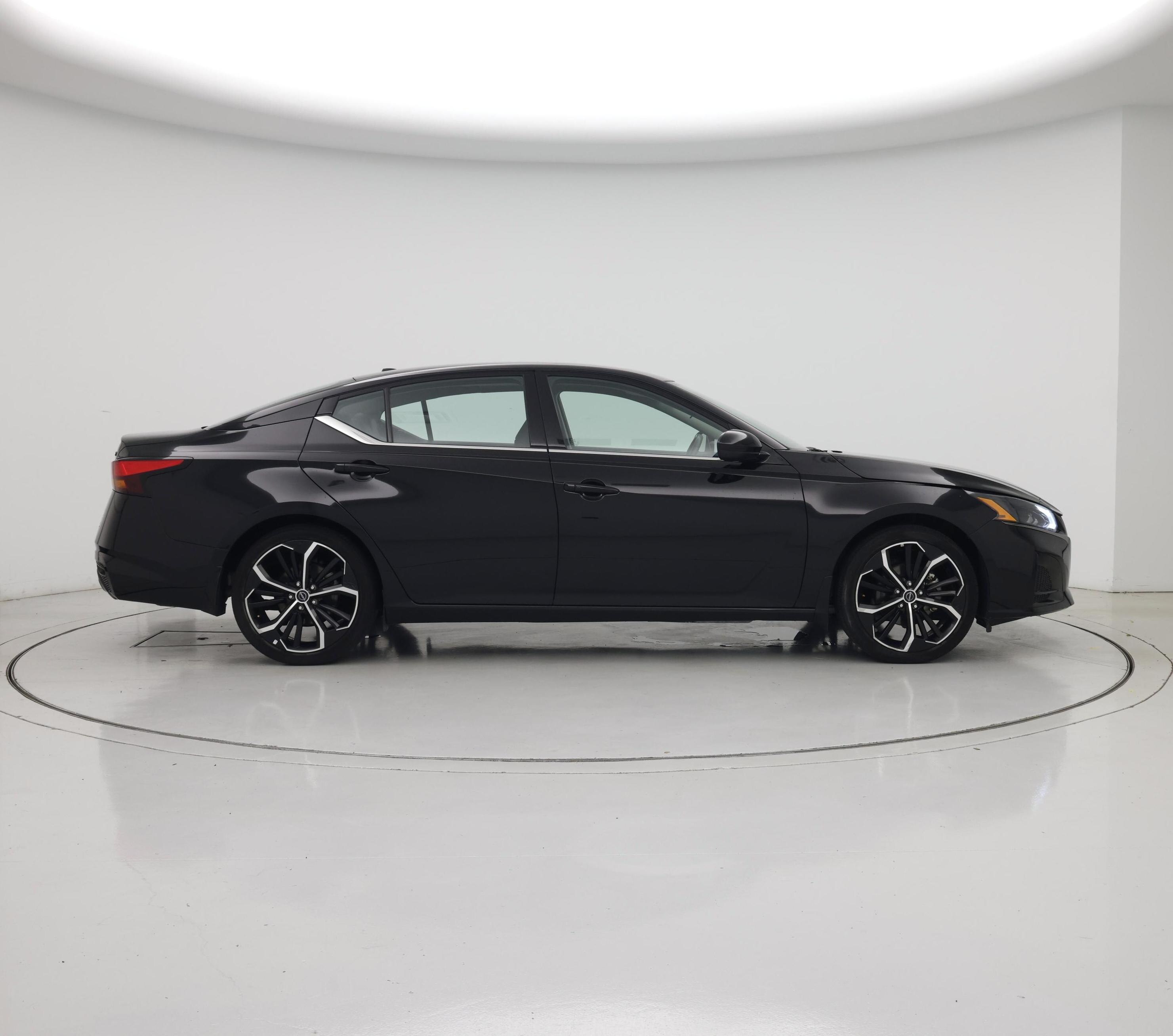 Thumbnail: 2024 Nissan Altima - 7