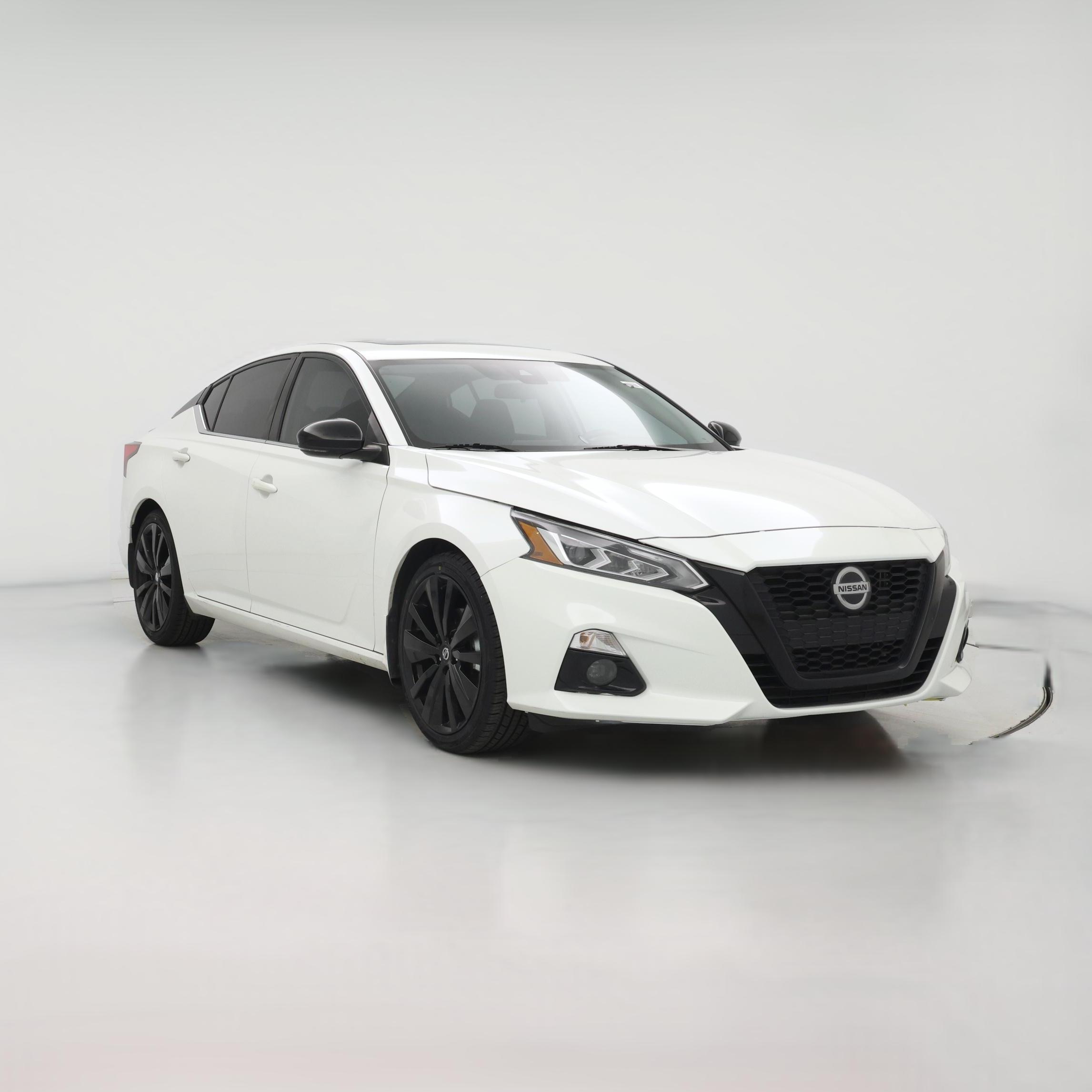 Thumbnail: 2022 Nissan Altima - 1