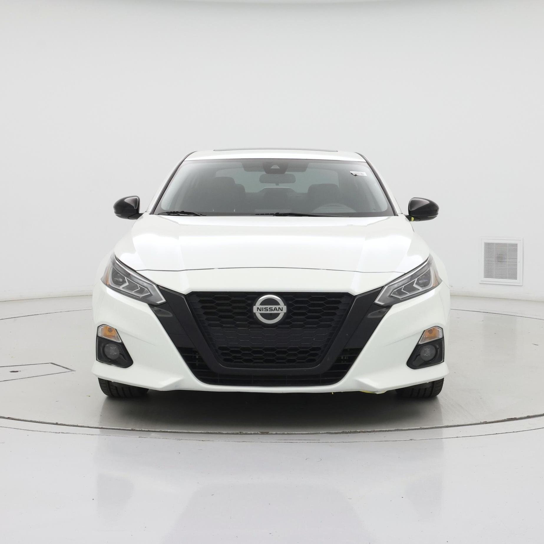 Thumbnail: 2022 Nissan Altima - 5