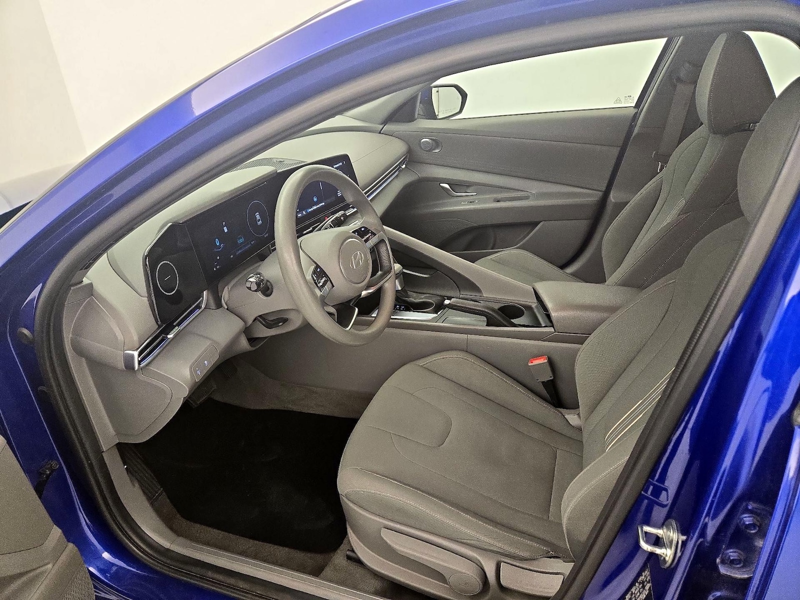 2024 Hyundai Elantra SEL - Photo 12