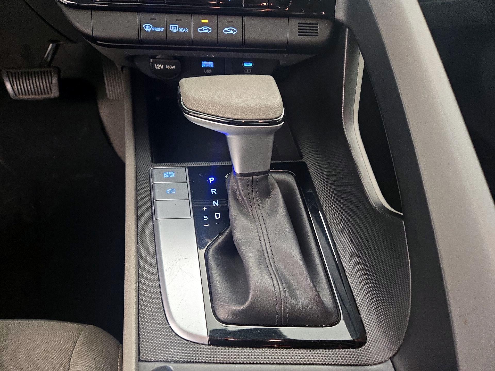 Thumbnail: 2024 Hyundai Elantra - 18